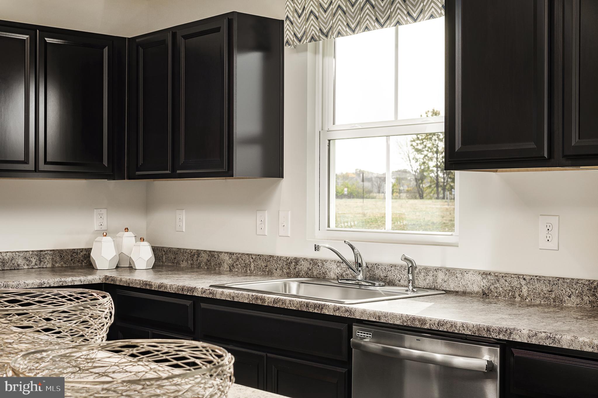 CARDINAL POINTE - Residential