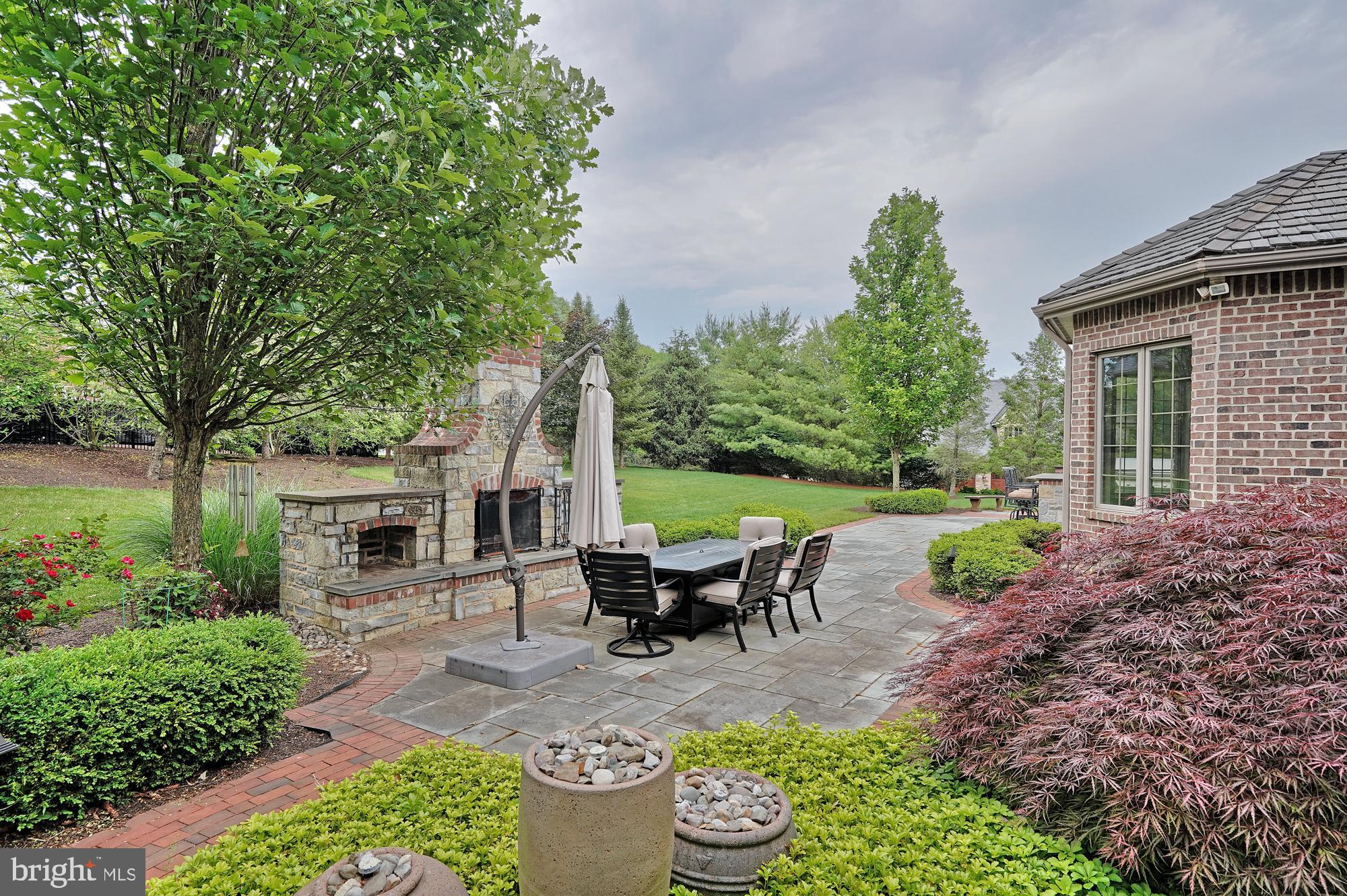 WESTBURY PARK - Residential