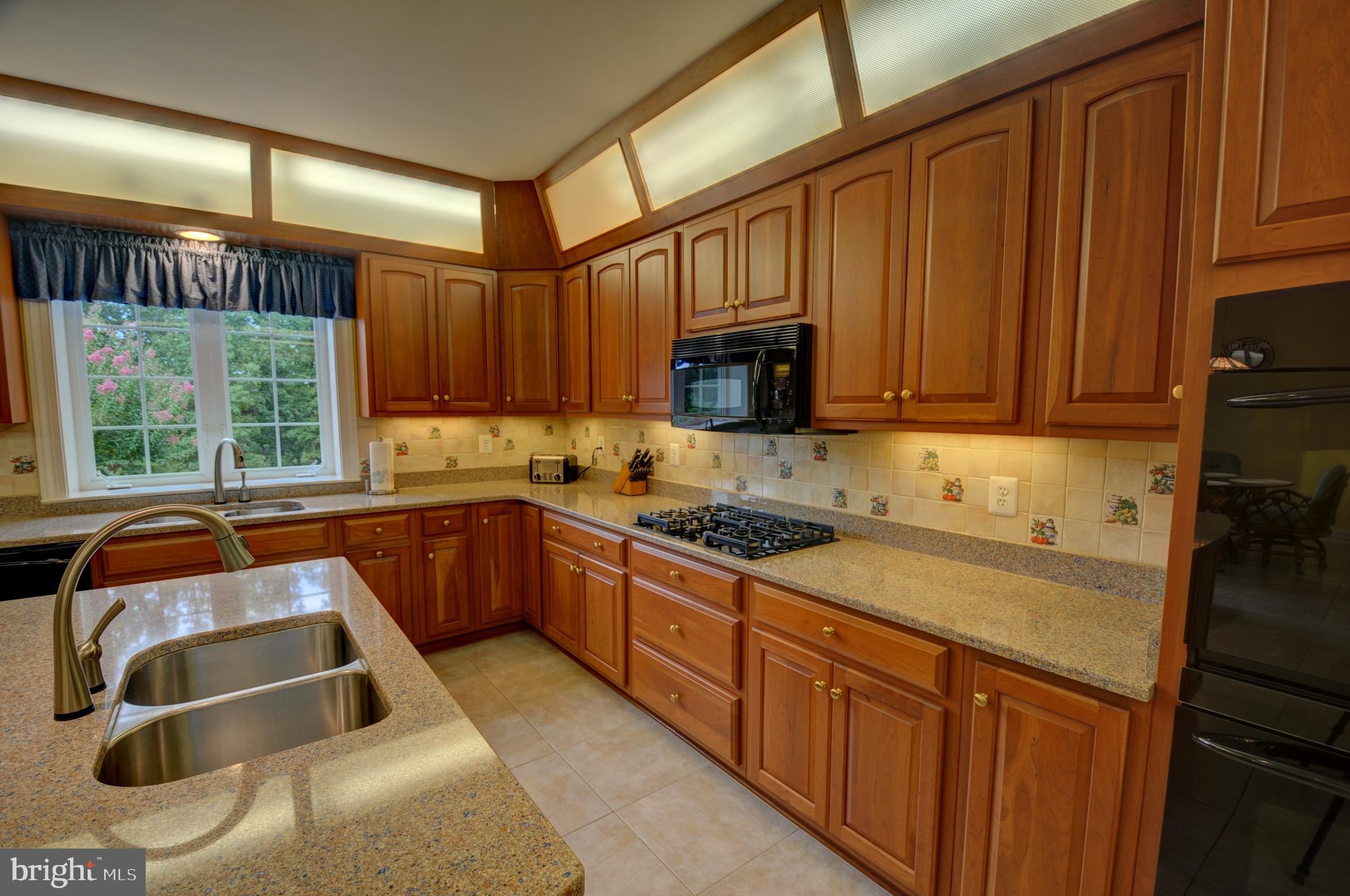 RELIANCE WOODS - Residential