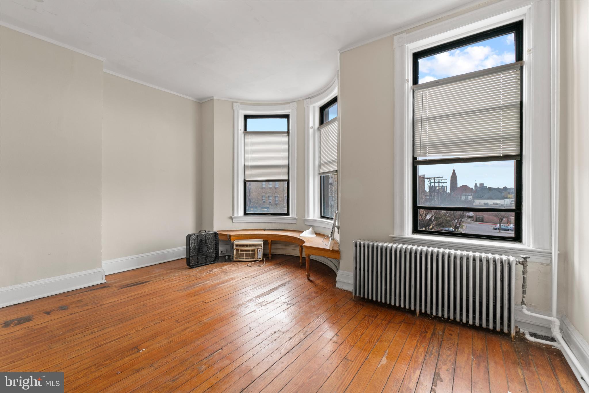 CHARLES VILLAGE - Commercial Sale