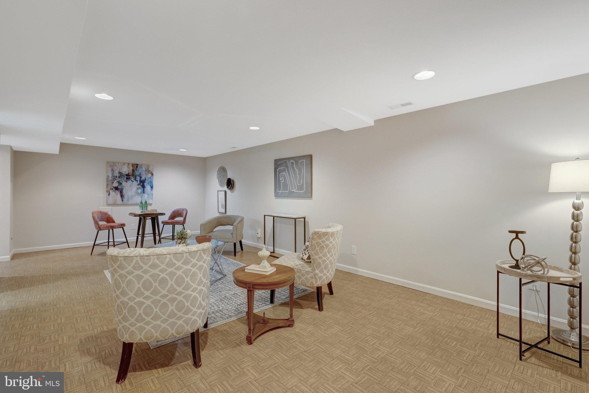 MANTUA - Residential