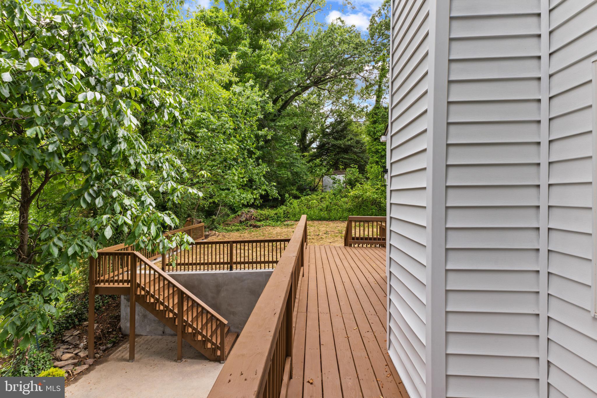 VIRGINIA HILLS - Residential