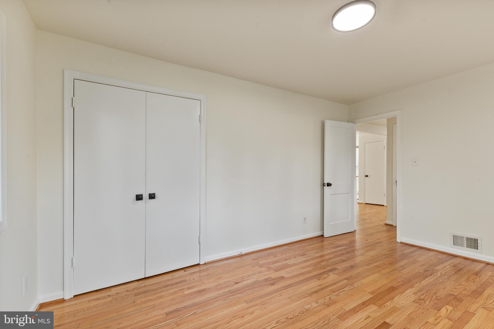 VIRGINIA HILLS - Residential
