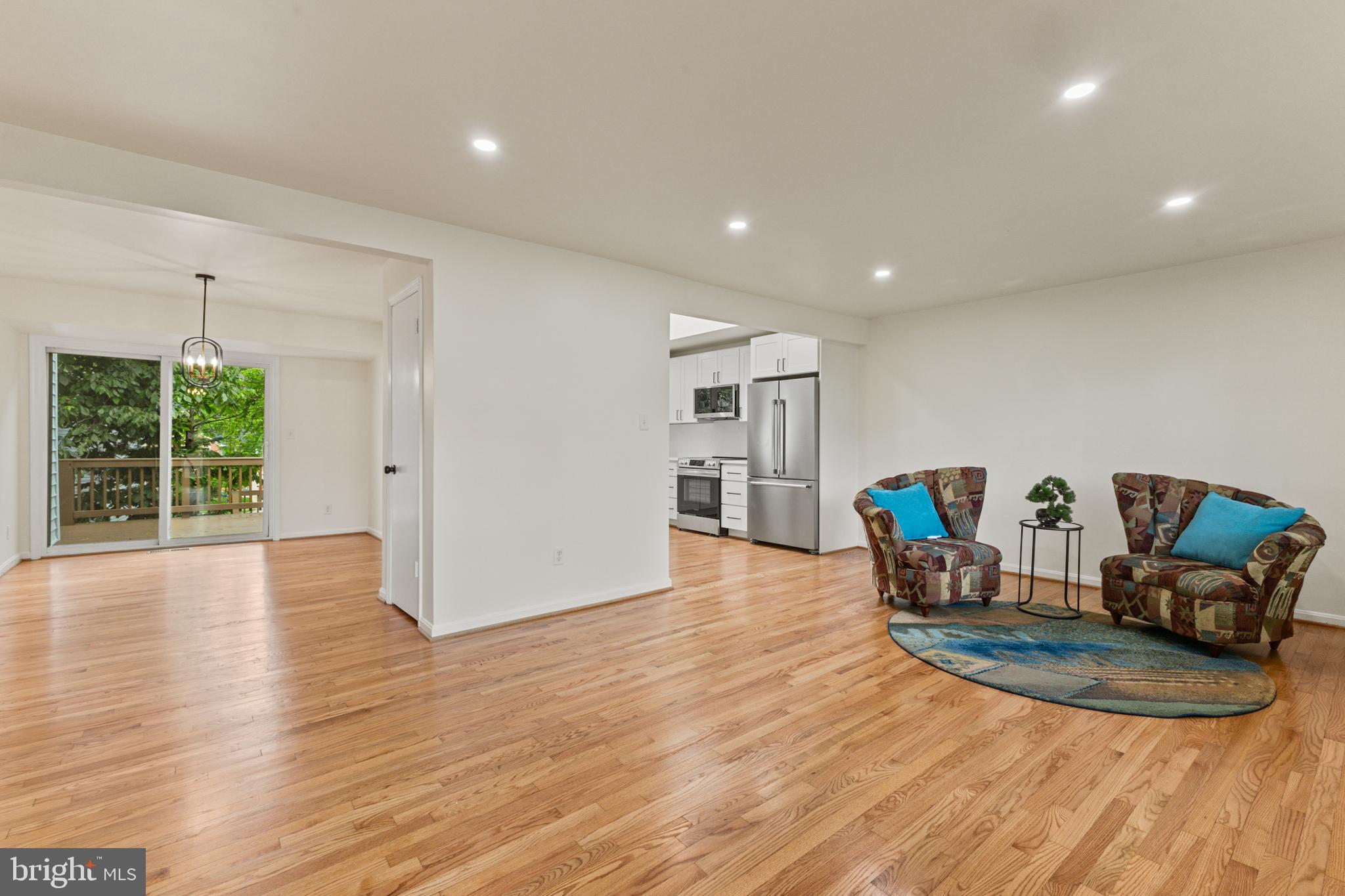 VIRGINIA HILLS - Residential
