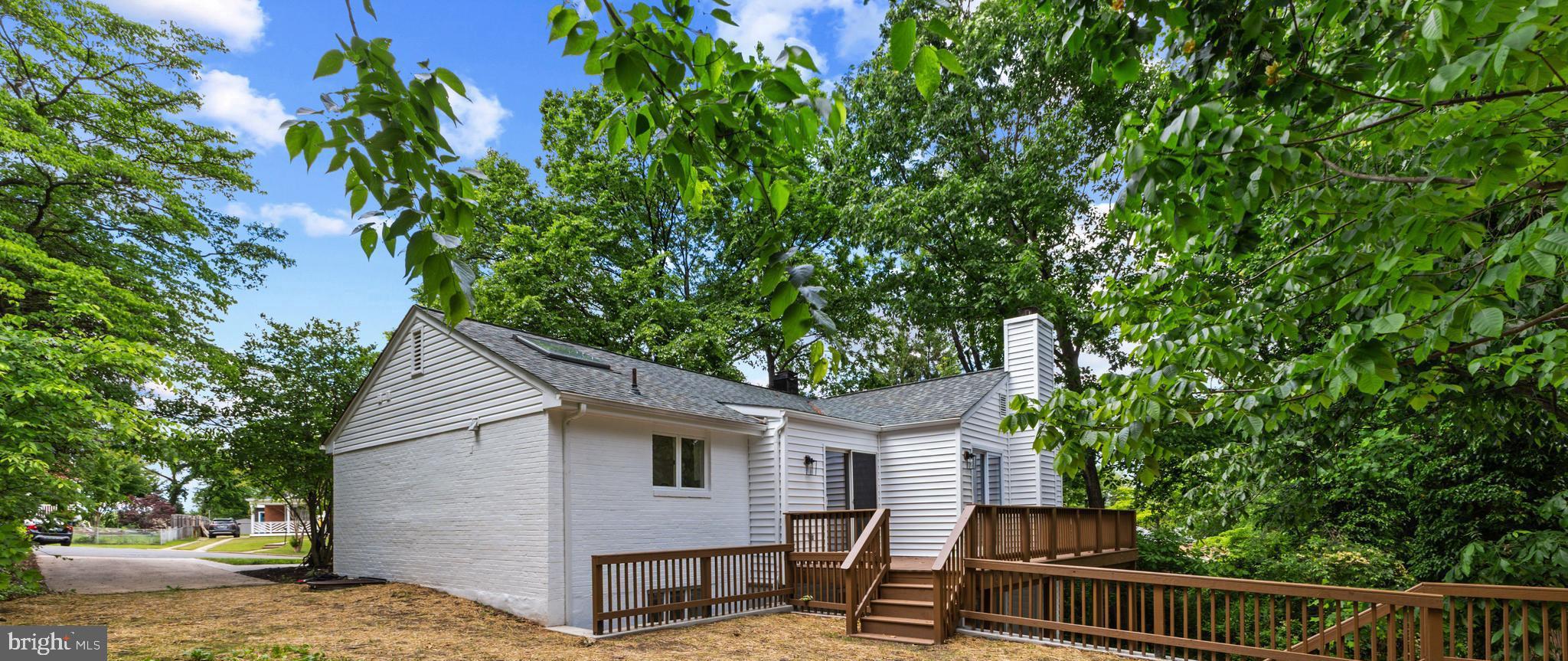 VIRGINIA HILLS - Residential
