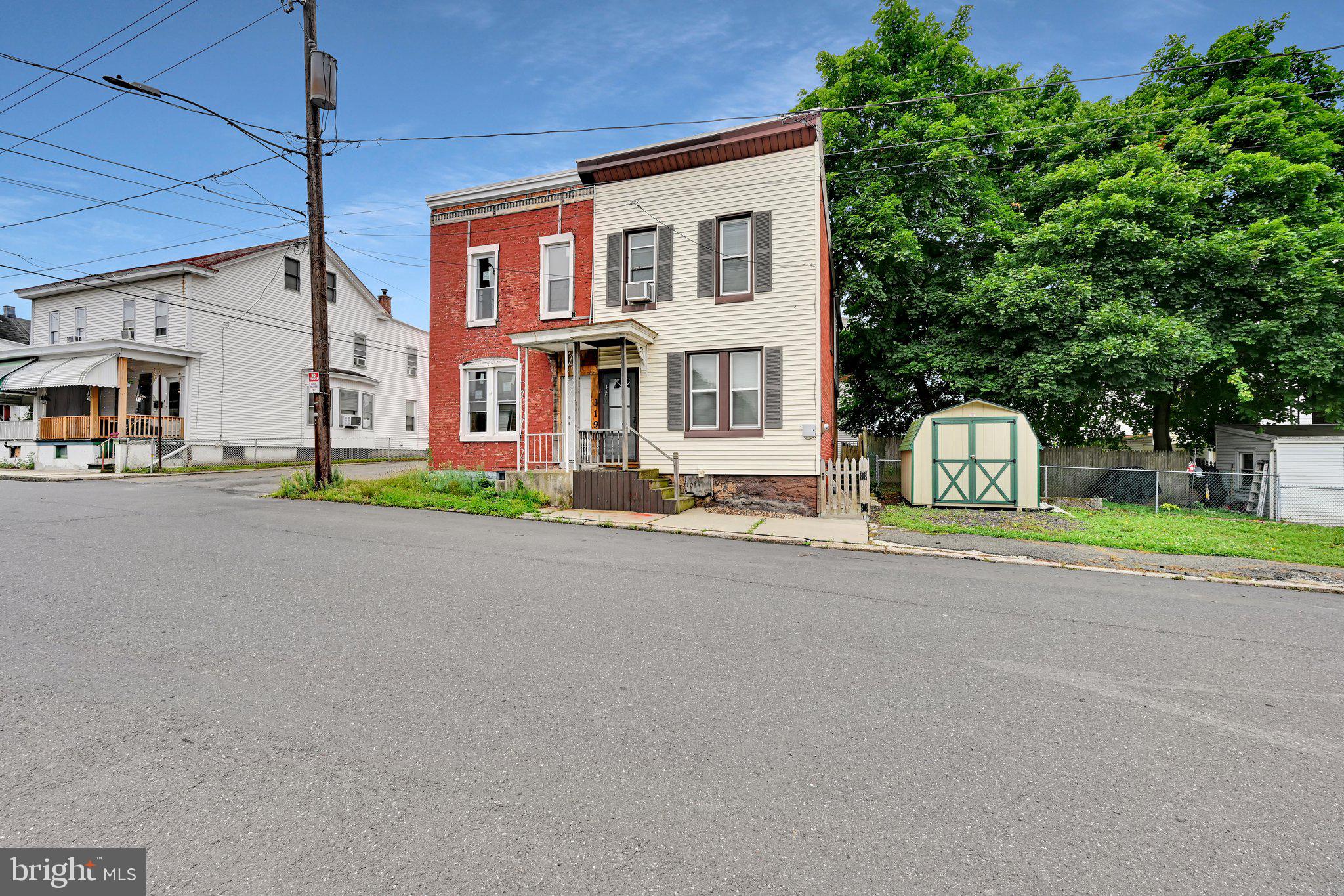 POTTSVILLE - Residential