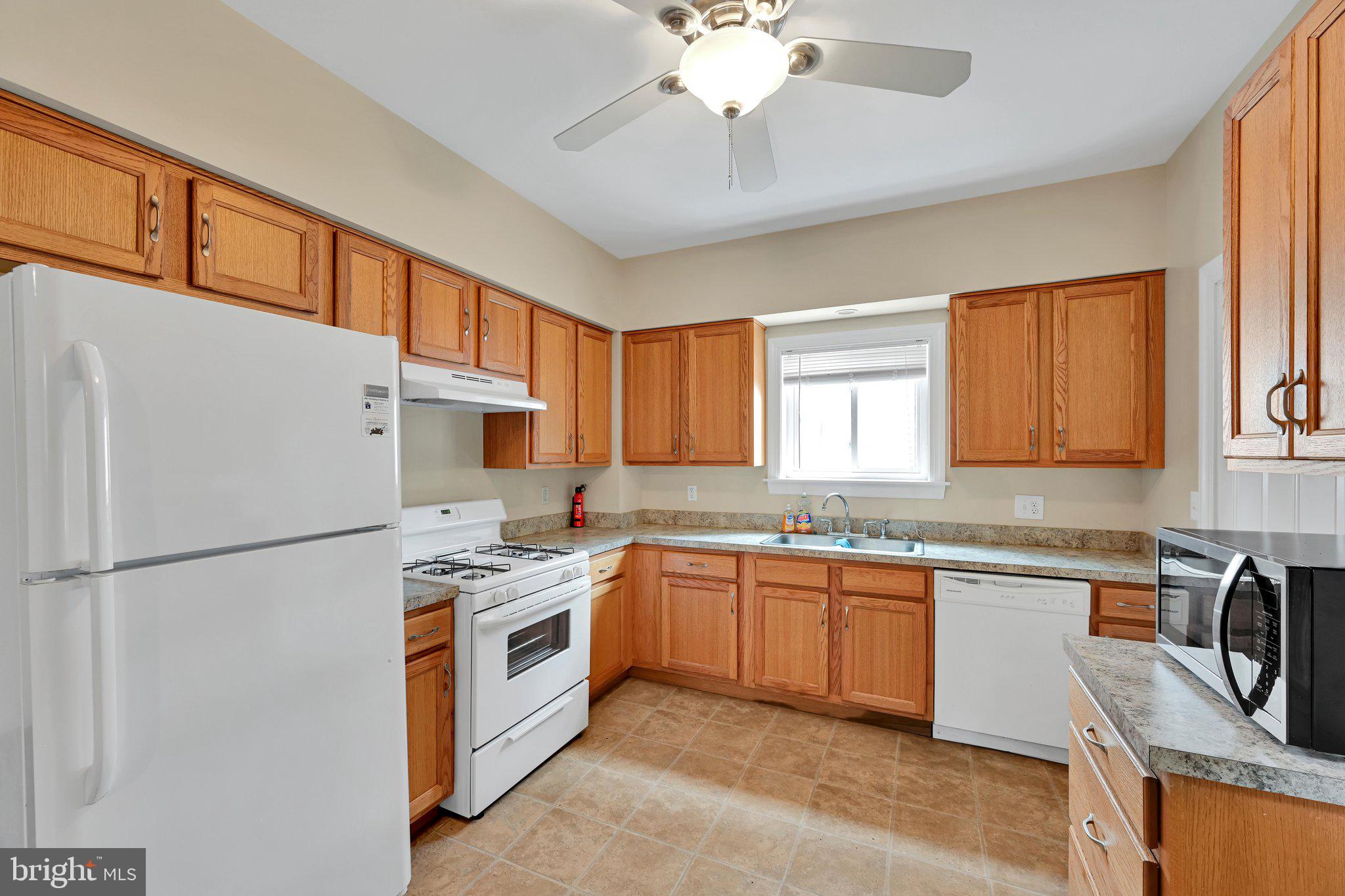 POTTSVILLE - Residential
