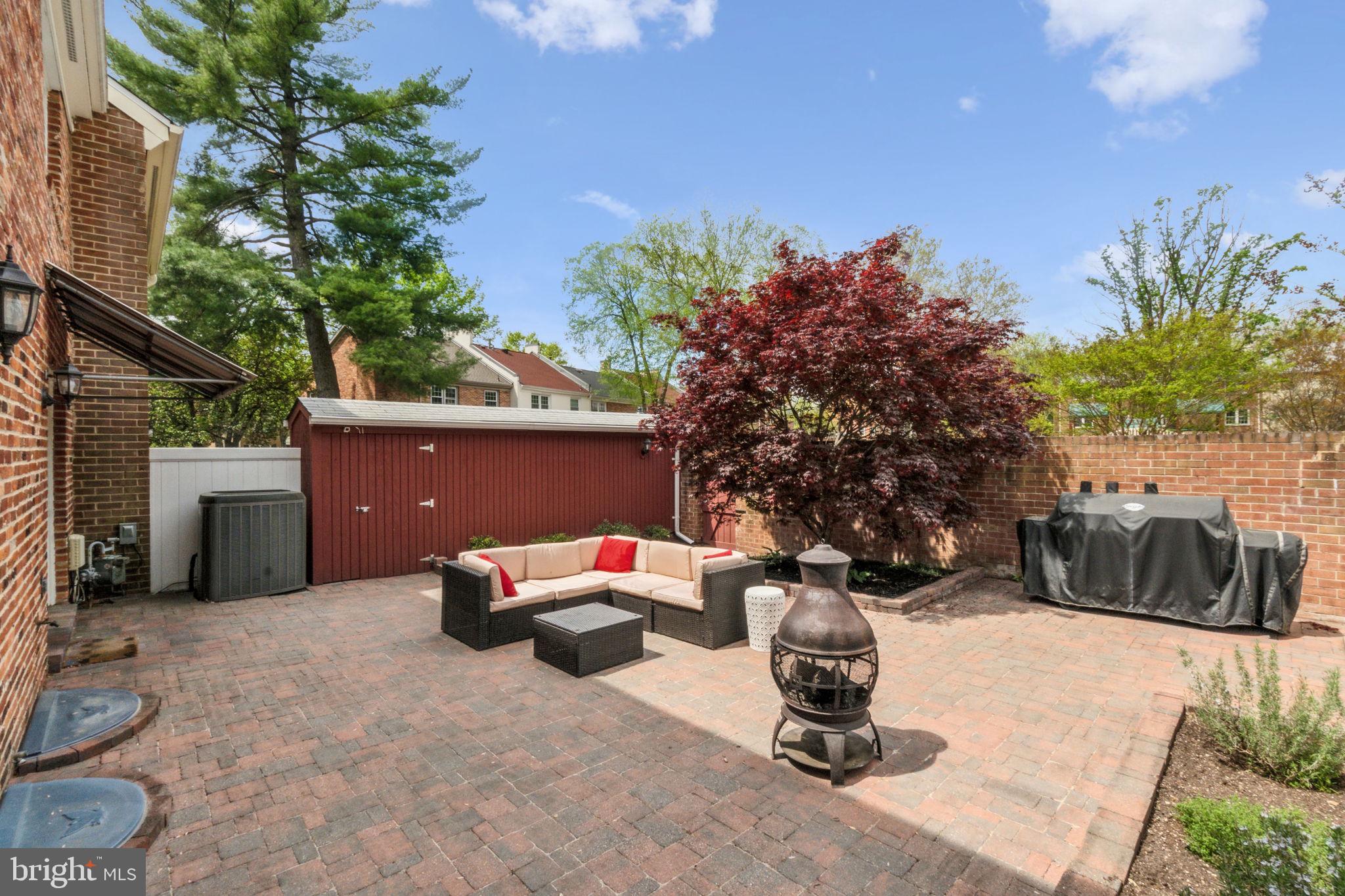 CHARLESTOWN - Residential