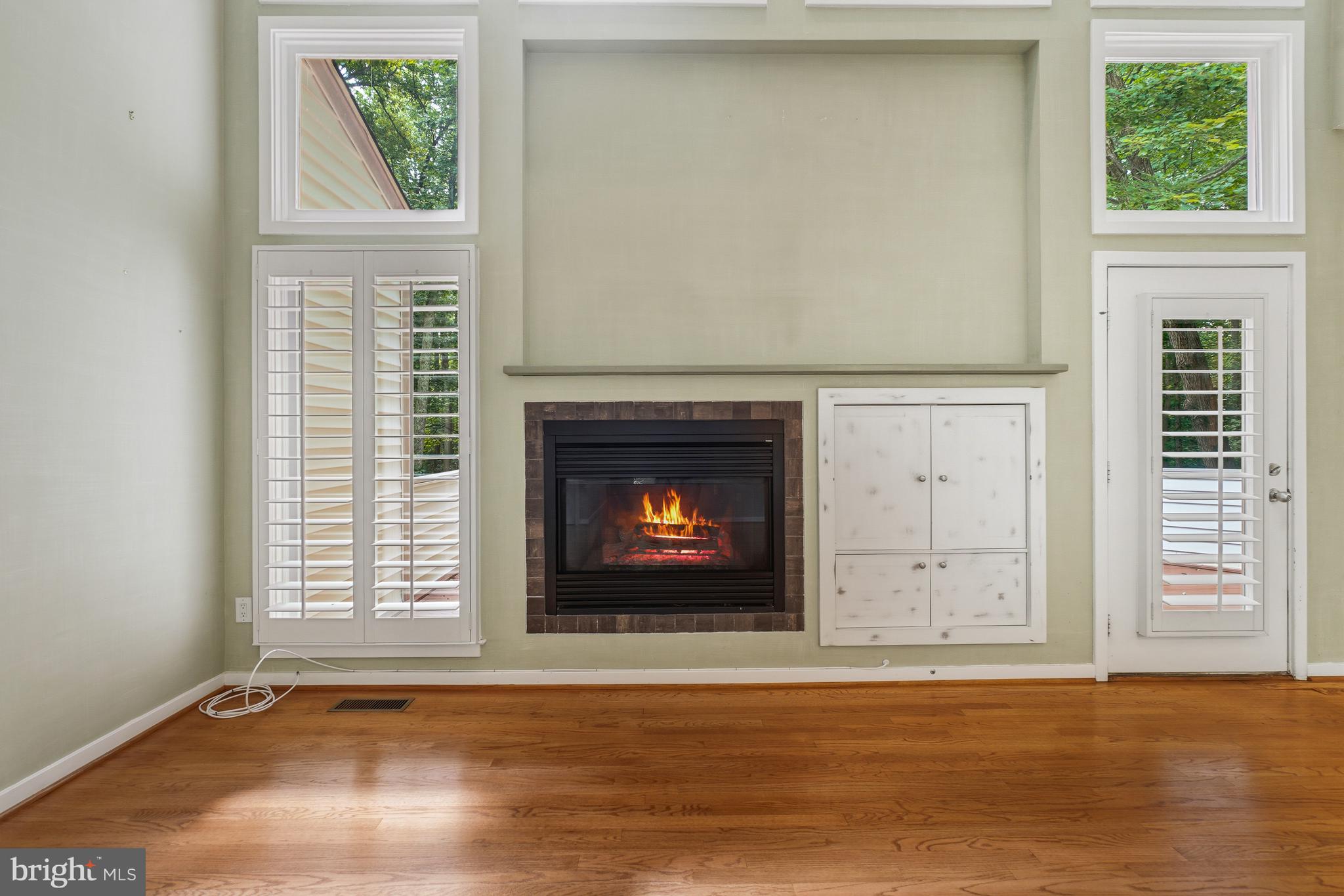 RESTON - Residential