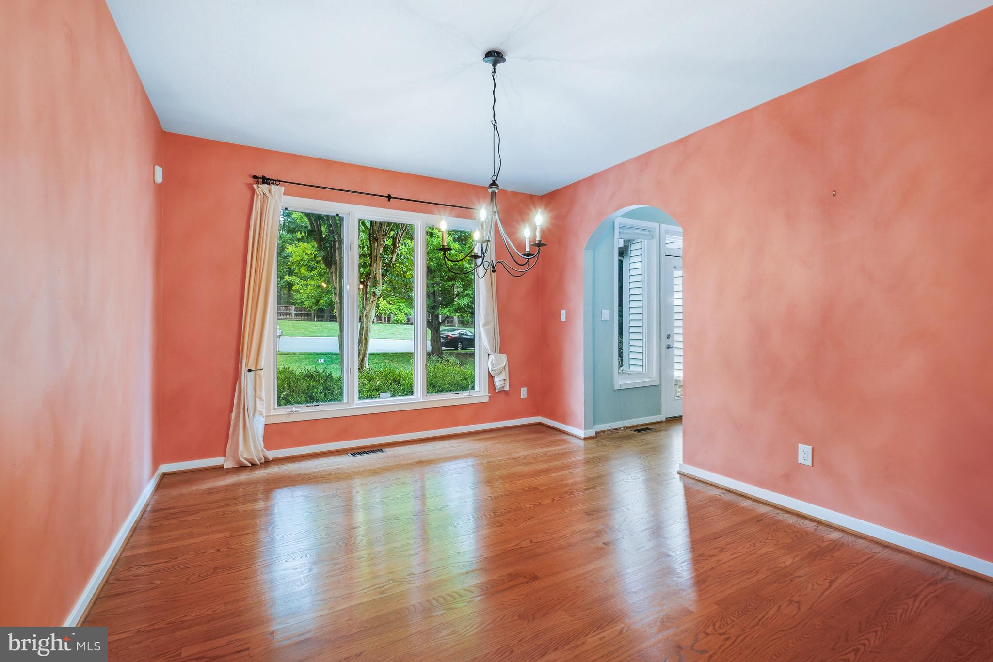 RESTON - Residential
