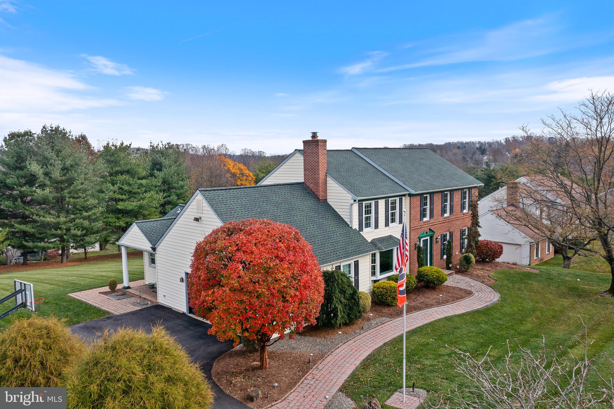 BOW TREE - Residential