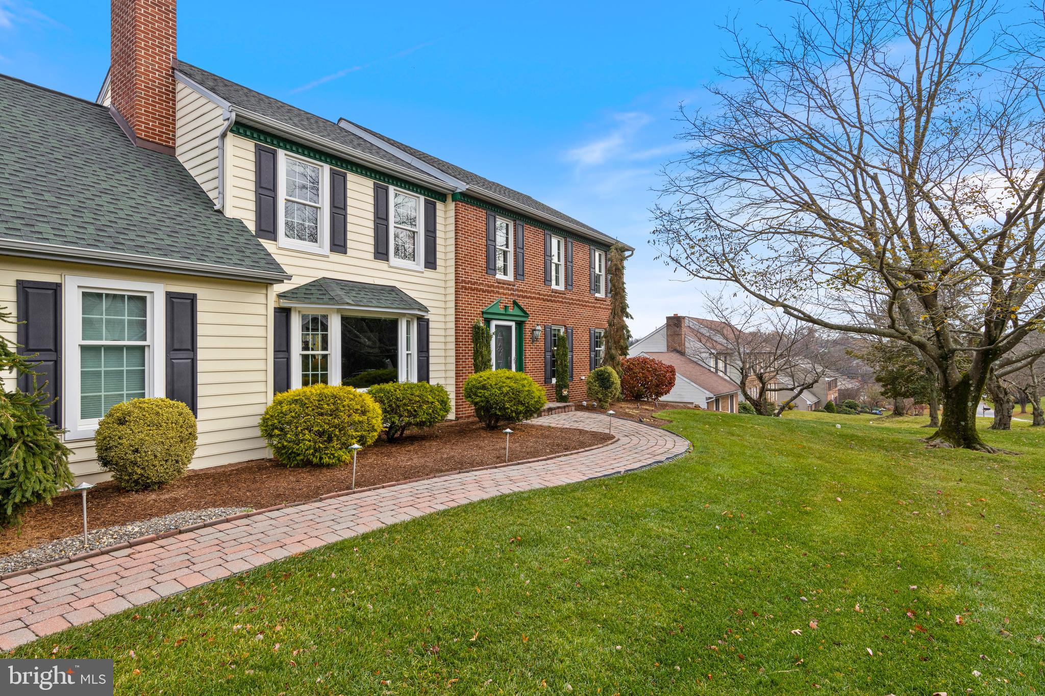 BOW TREE - Residential