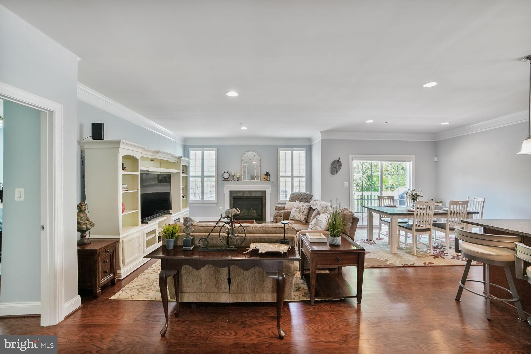 WOODBROOK - Residential