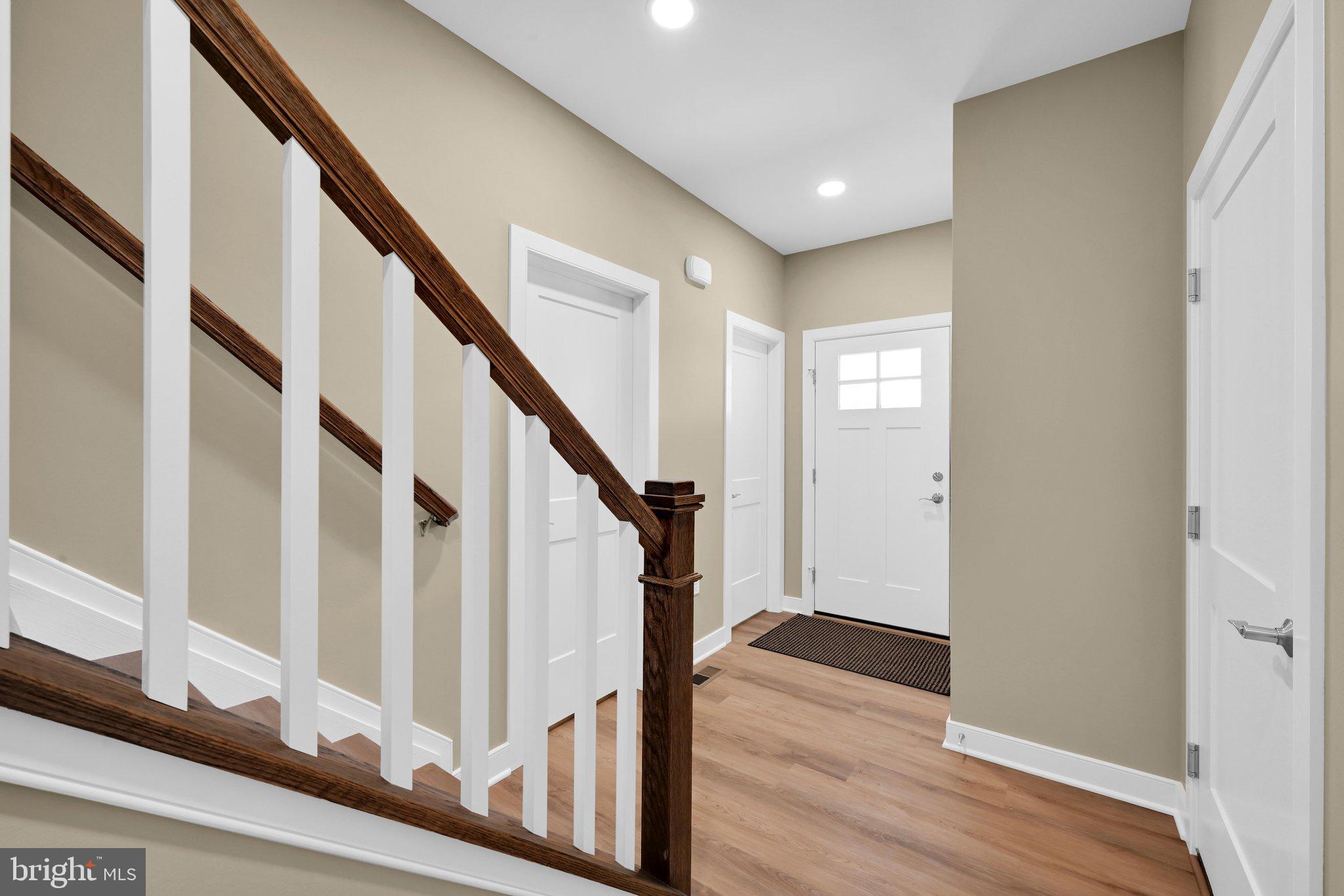 STONEYBROOK OF ELIZABETHTOWN - Residential