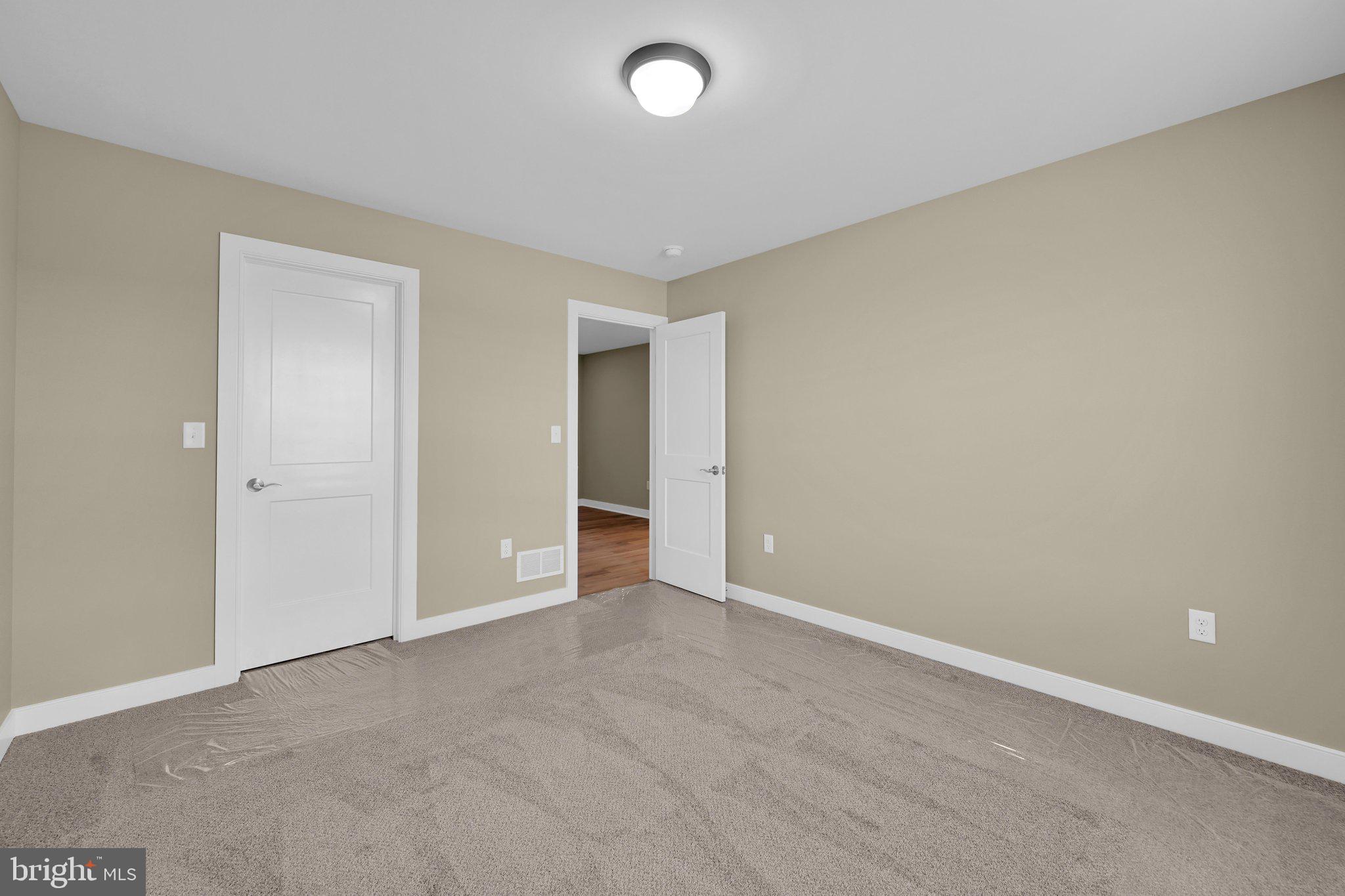 STONEYBROOK OF ELIZABETHTOWN - Residential