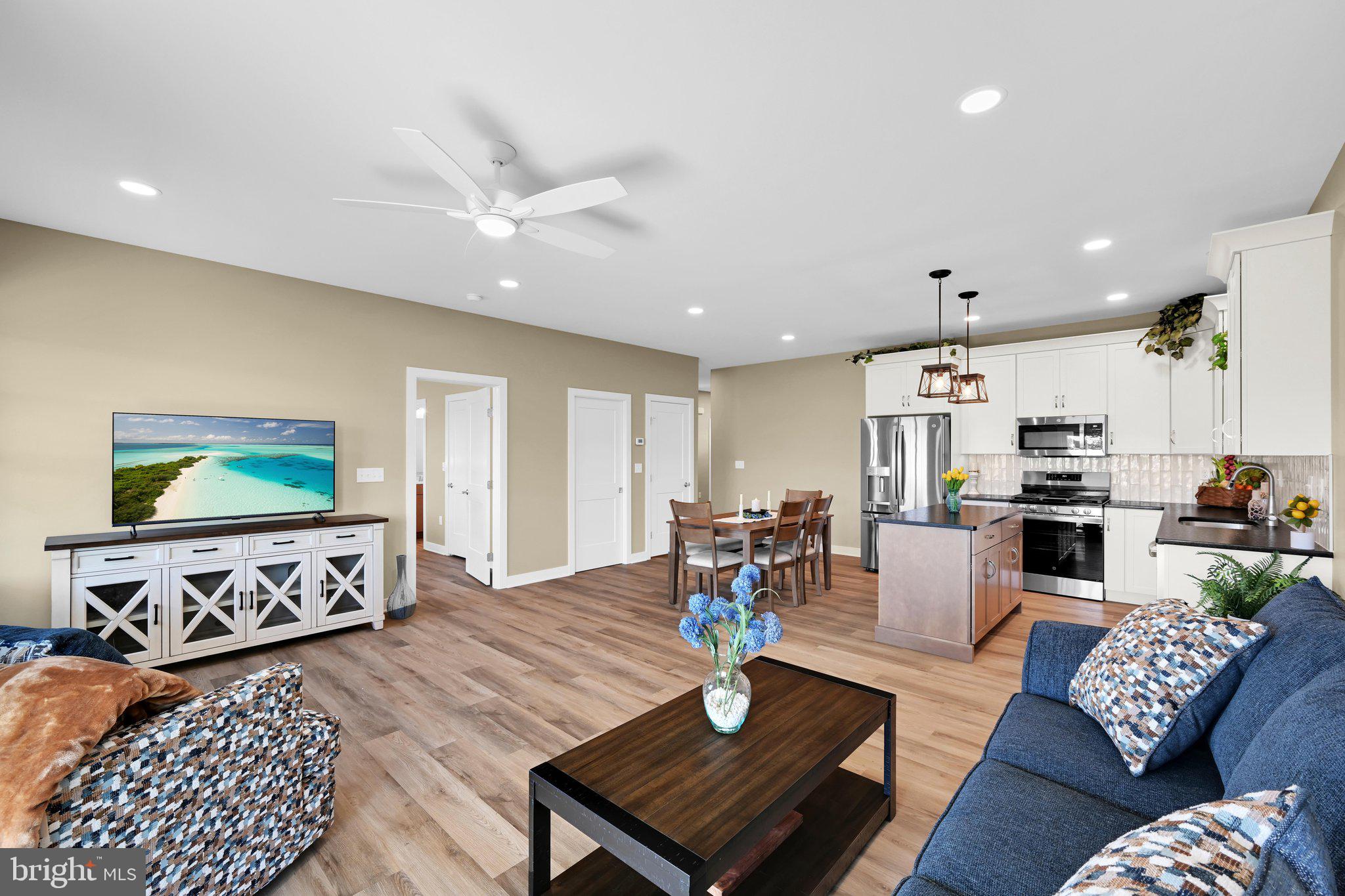 STONEYBROOK OF ELIZABETHTOWN - Residential