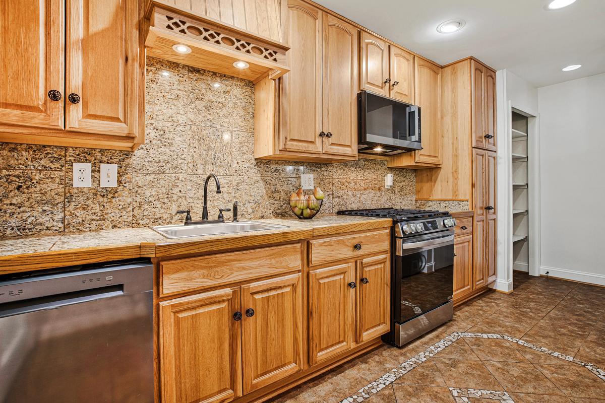 STONERIDGE - Residential