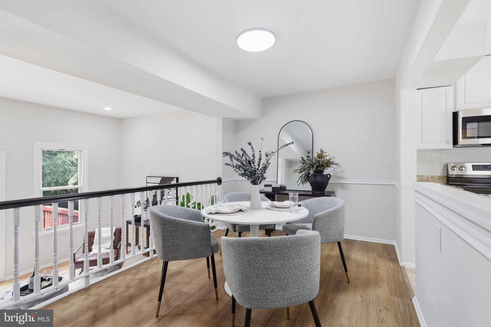 DANBURY FOREST - Residential