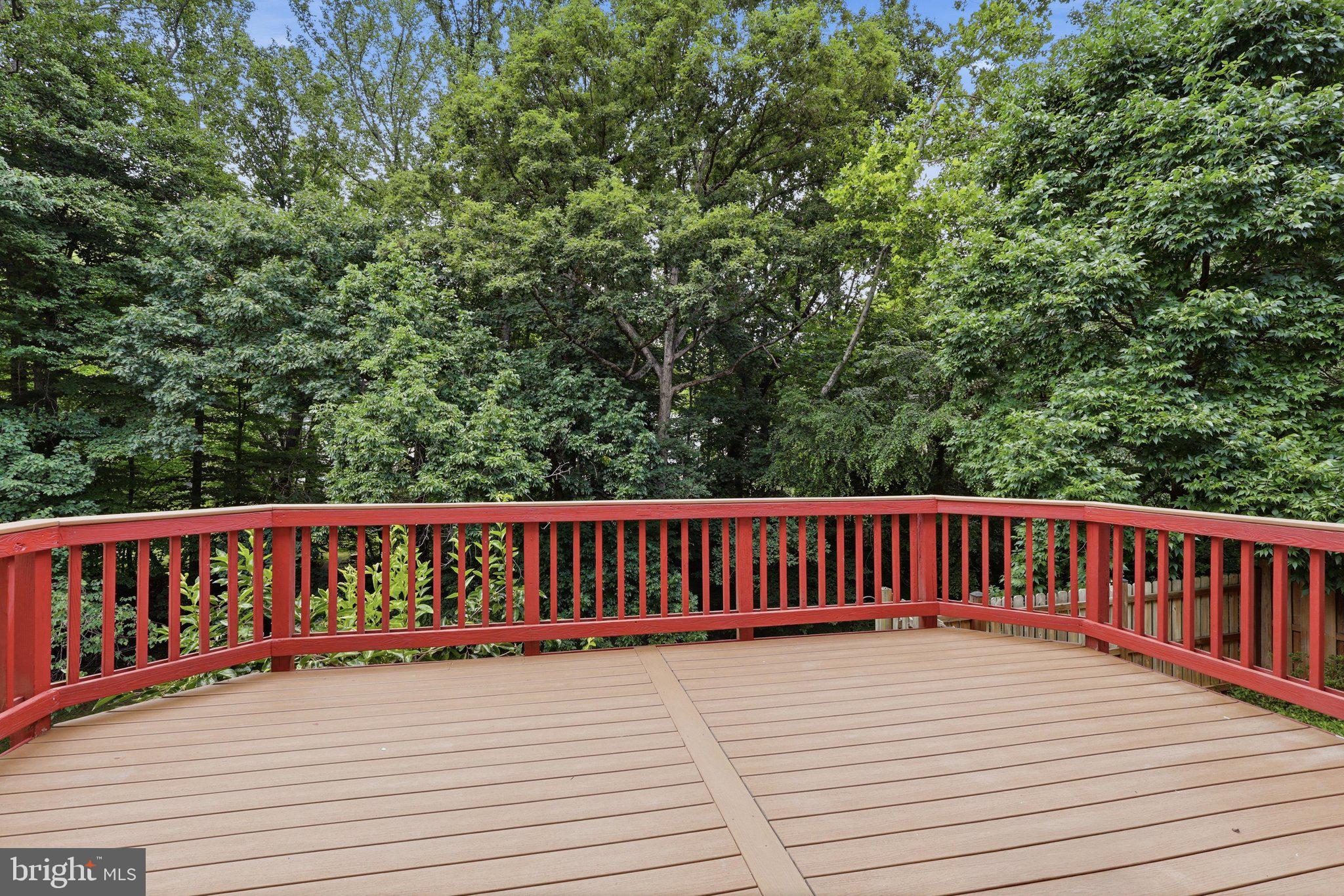 DANBURY FOREST - Residential