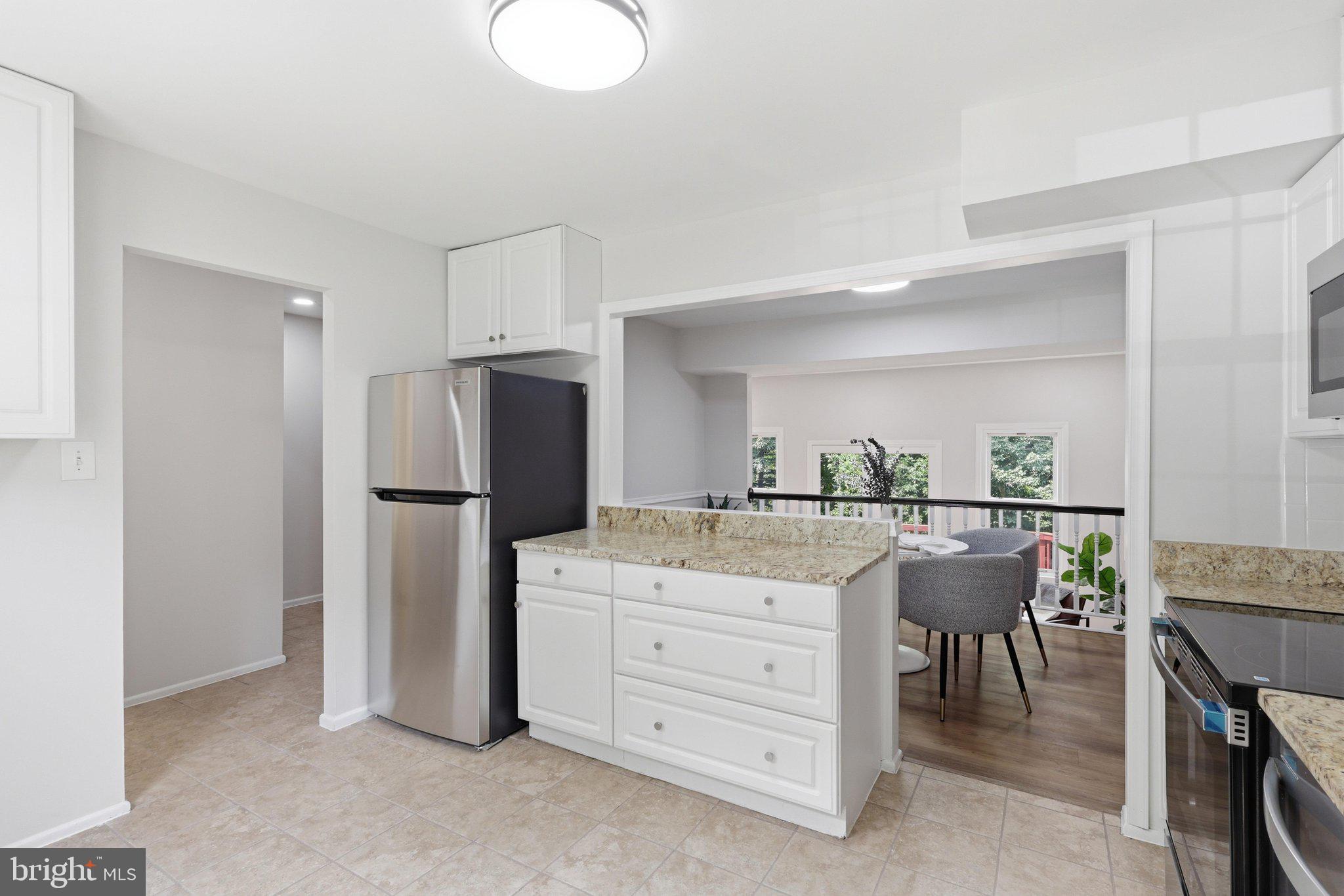 DANBURY FOREST - Residential