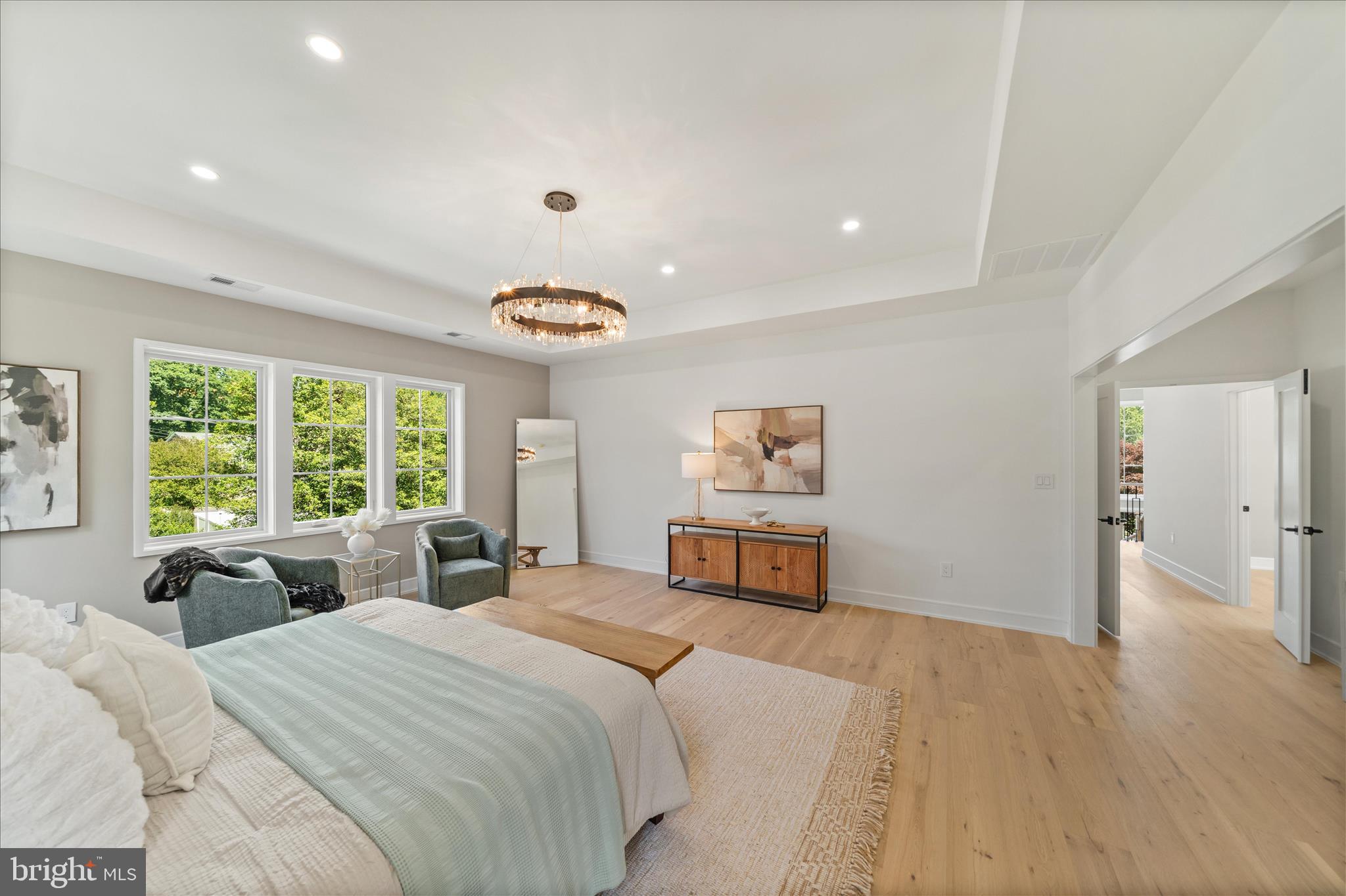 VIENNA WOODS - Residential