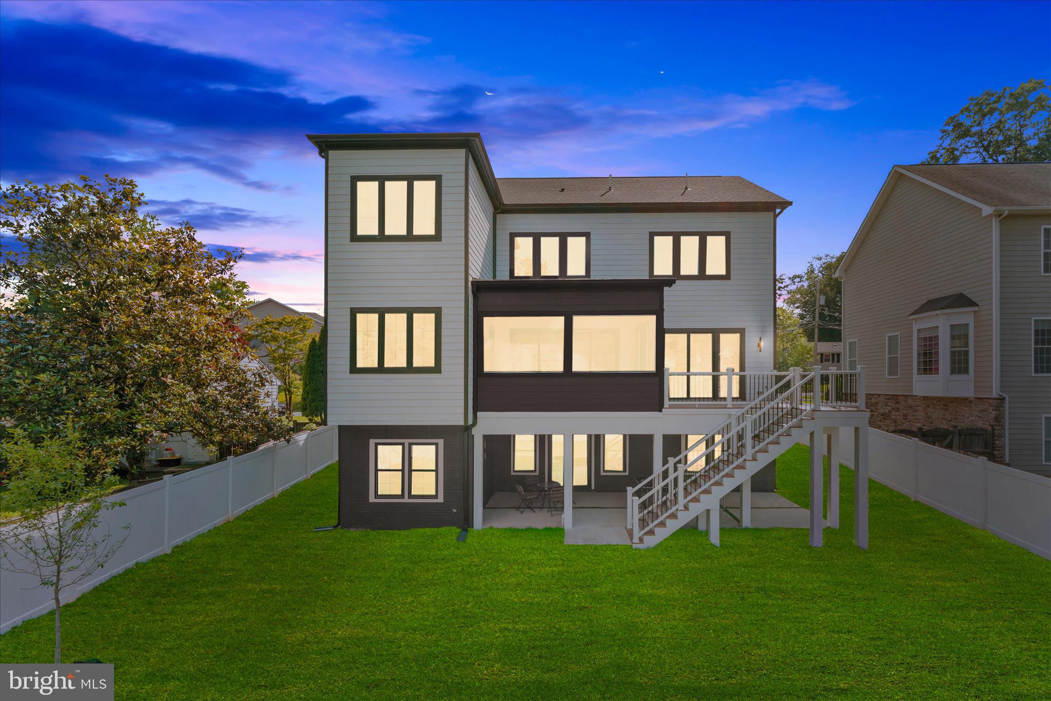VIENNA WOODS - Residential