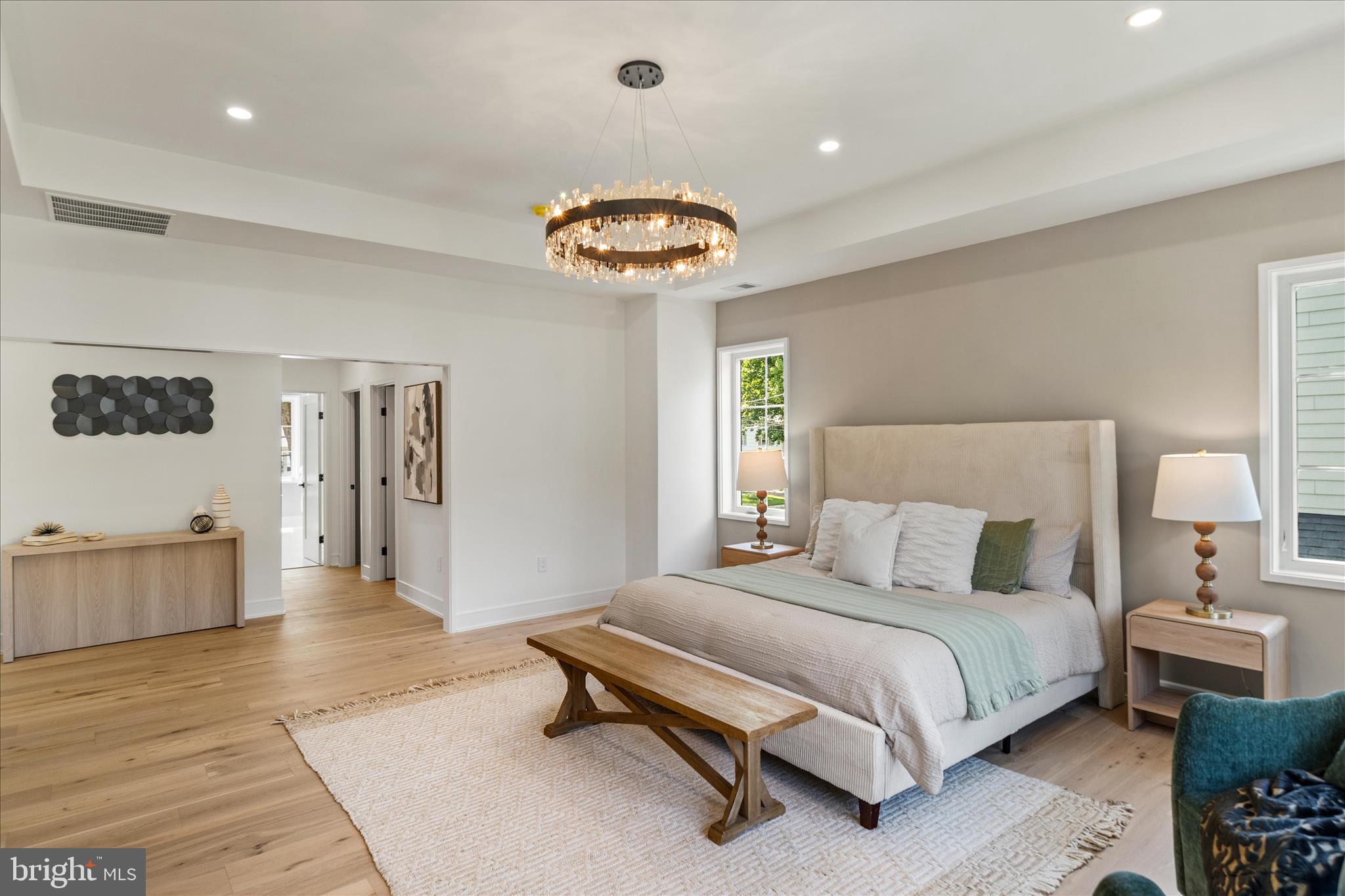 VIENNA WOODS - Residential