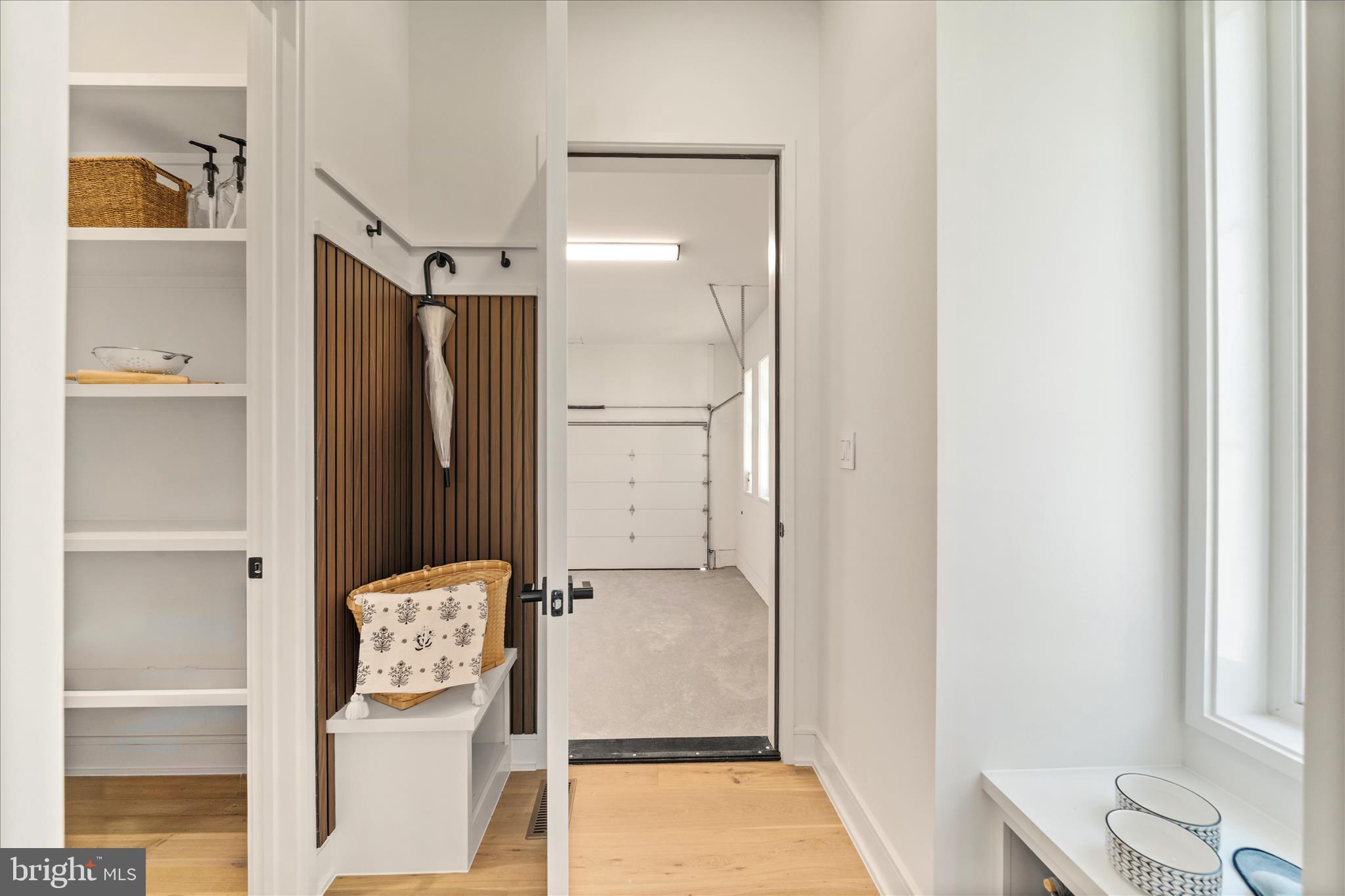 VIENNA WOODS - Residential
