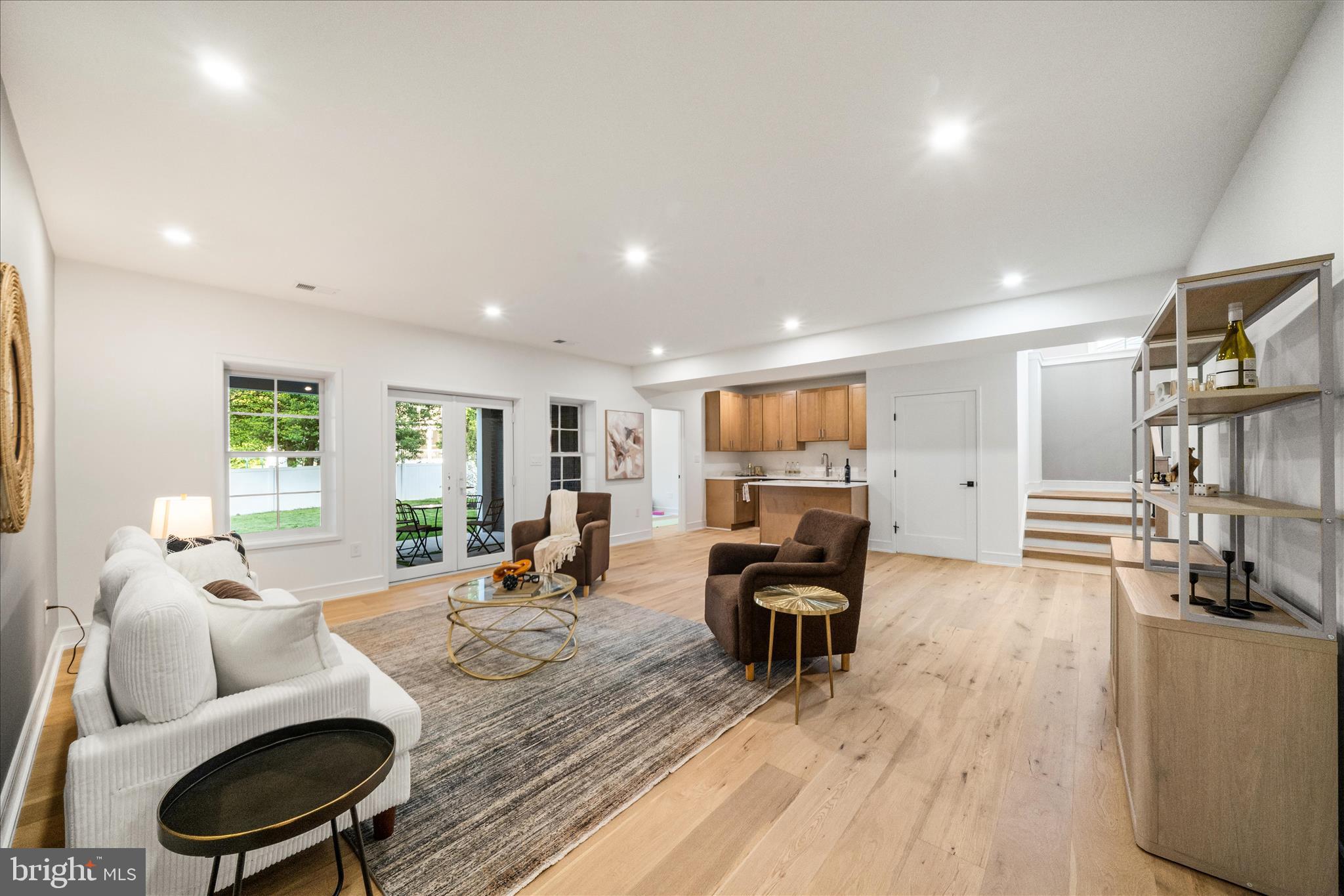 VIENNA WOODS - Residential
