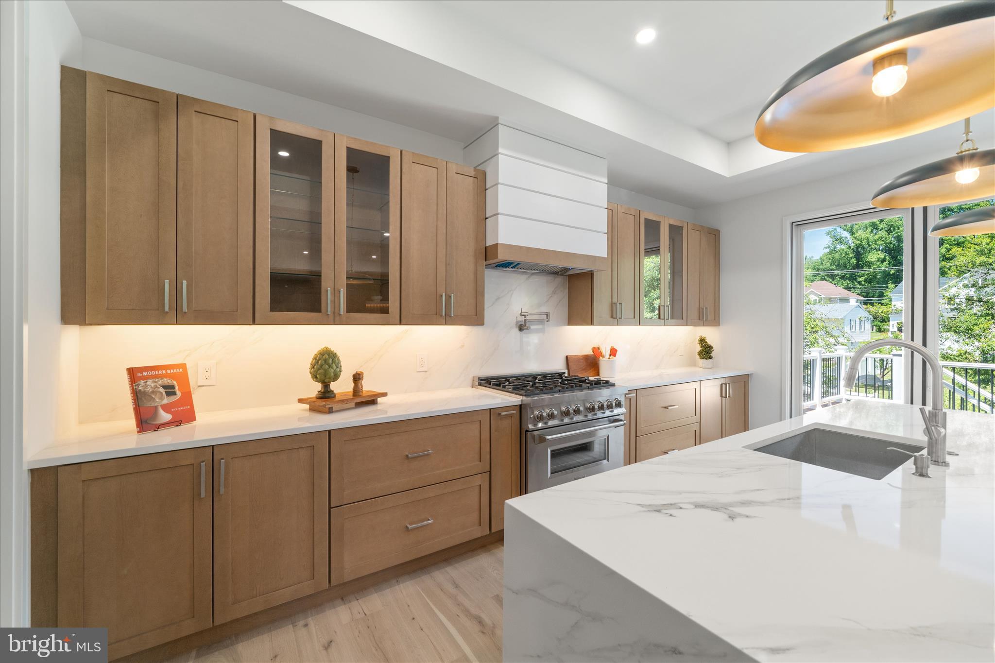 VIENNA WOODS - Residential