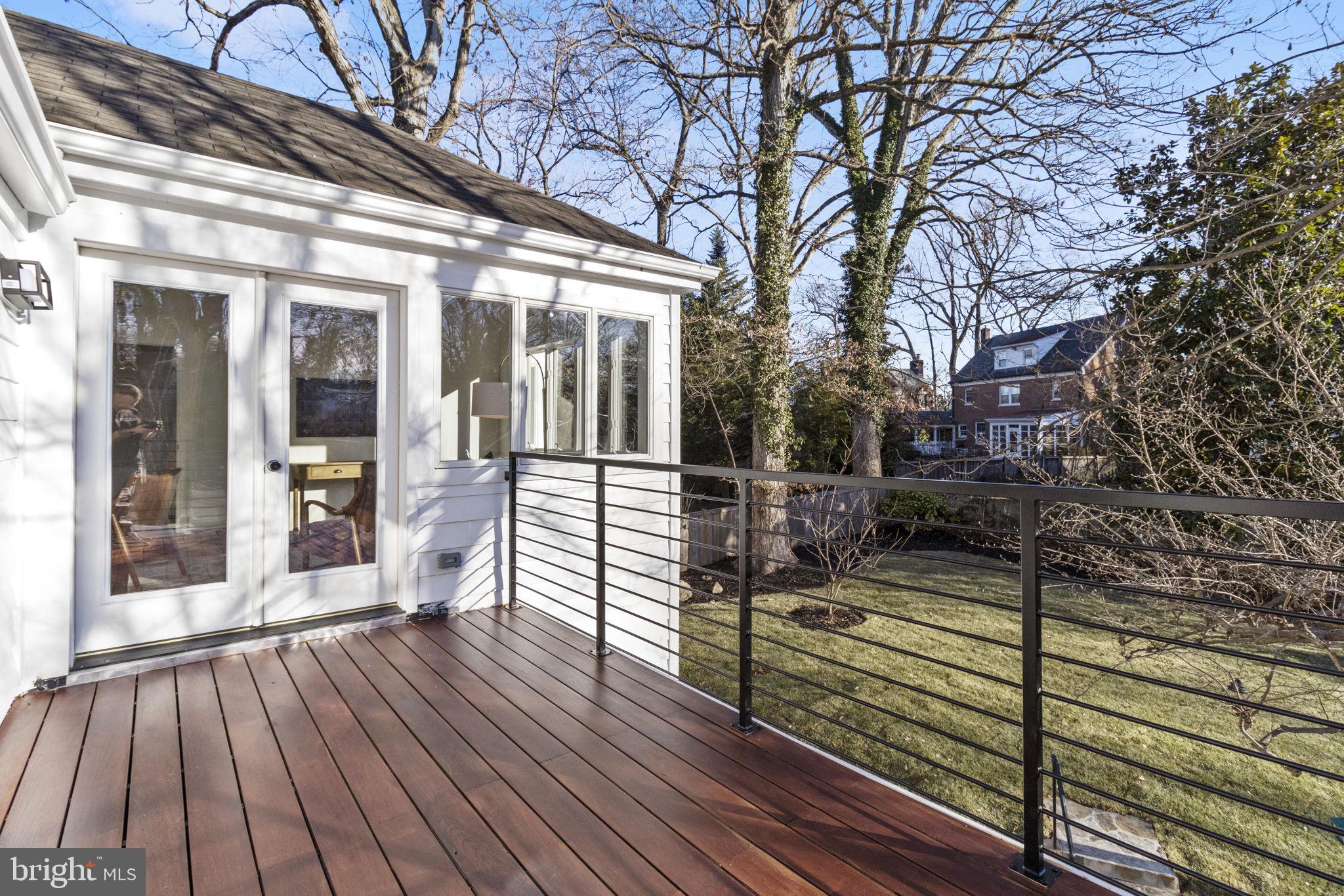 ROLLINGWOOD - Residential