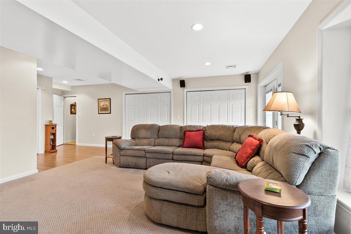 MALLARD PONDS - MANH - Residential