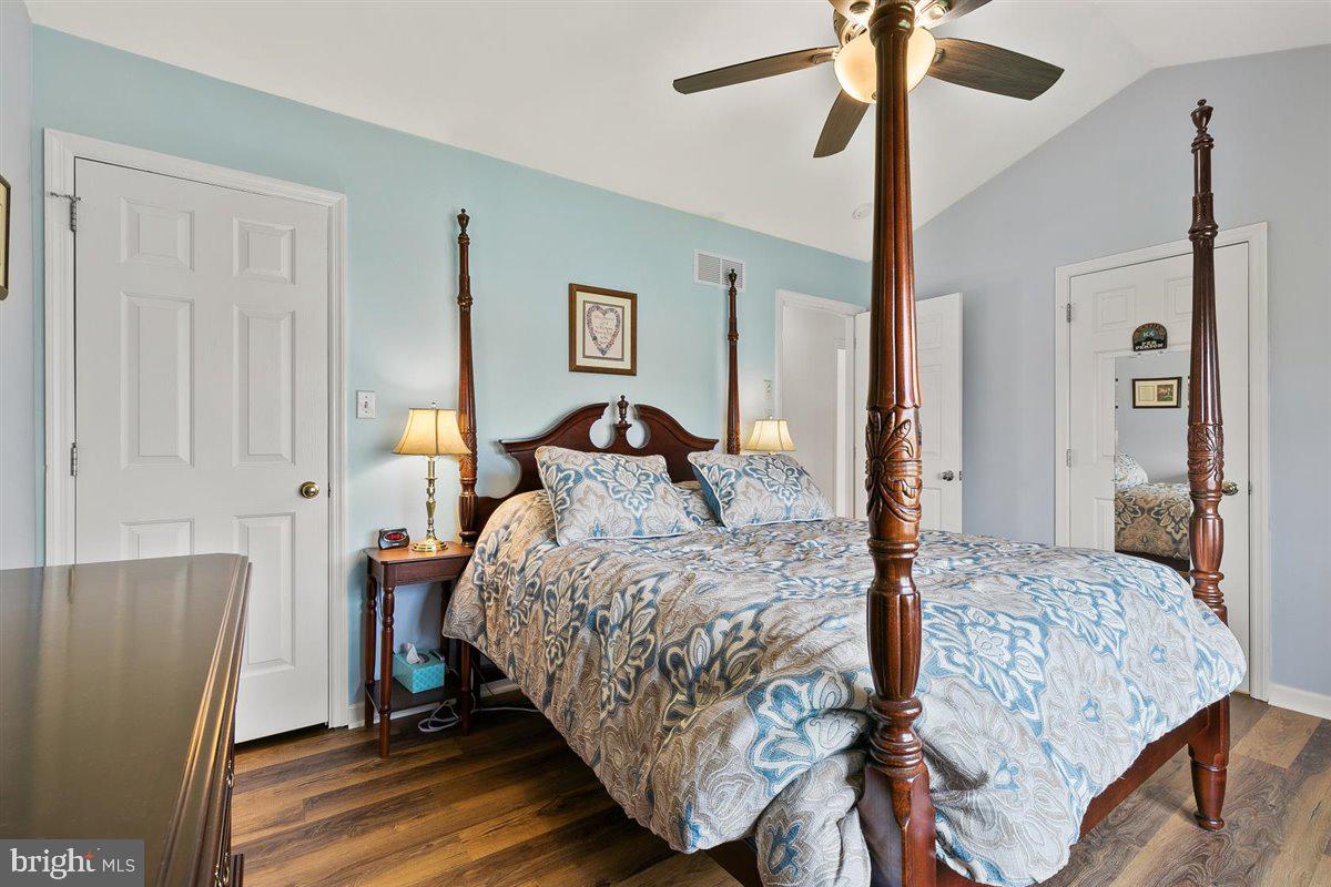 MALLARD PONDS - MANH - Residential