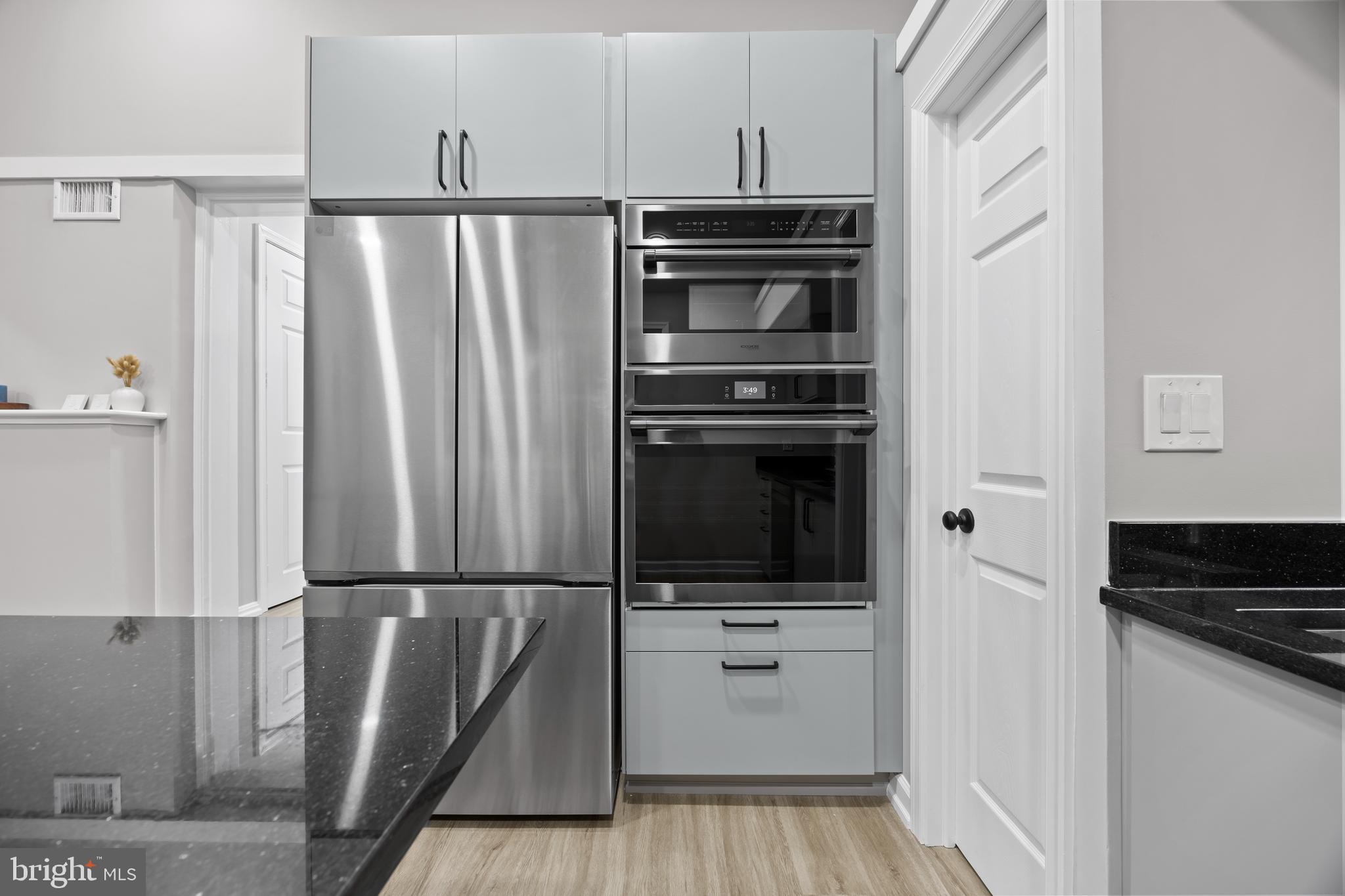 GLENMONT HILLS - Residential