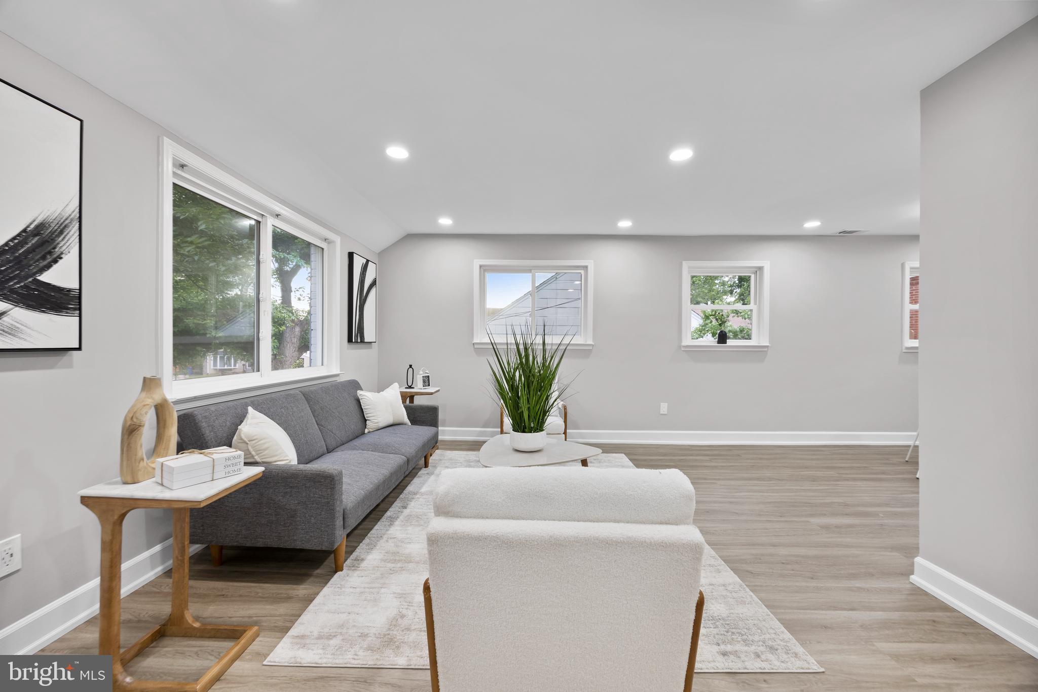 GLENMONT HILLS - Residential