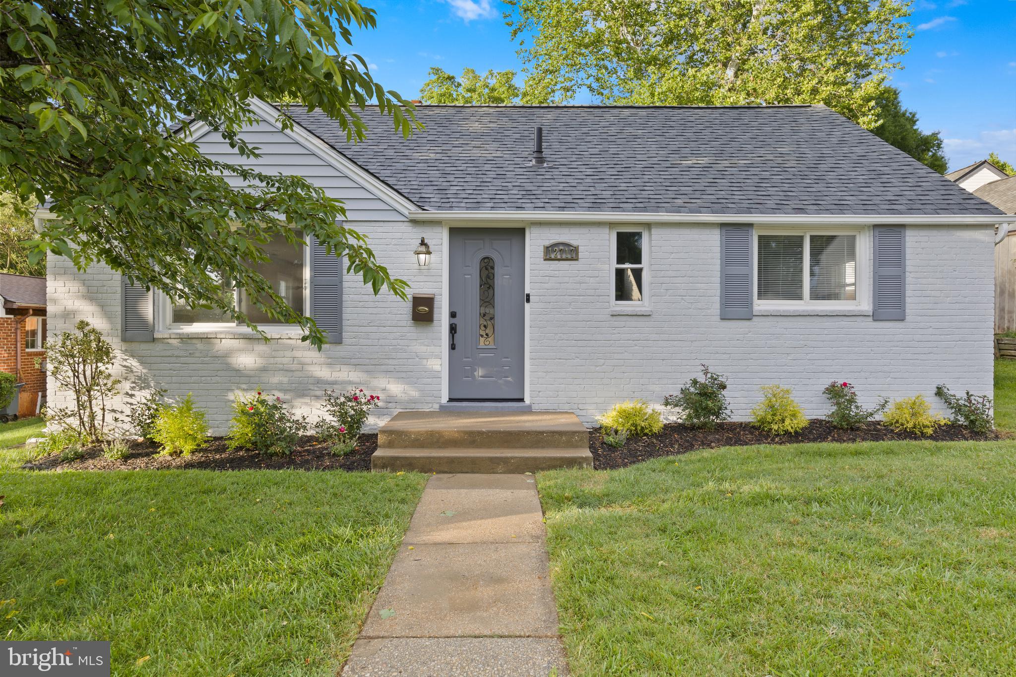 GLENMONT HILLS - Residential