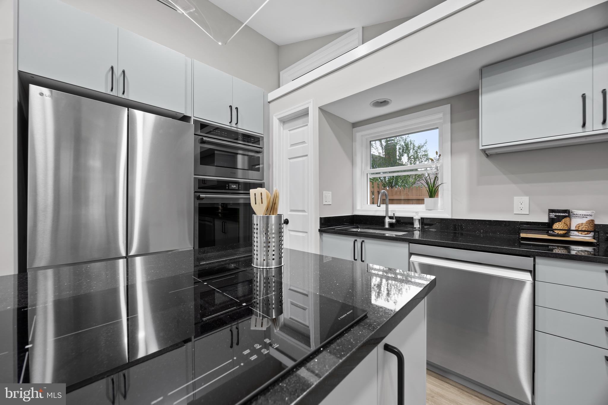 GLENMONT HILLS - Residential