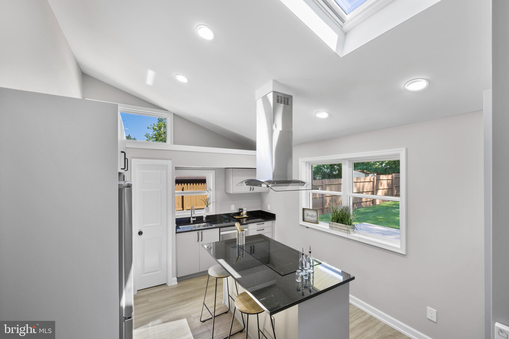 GLENMONT HILLS - Residential