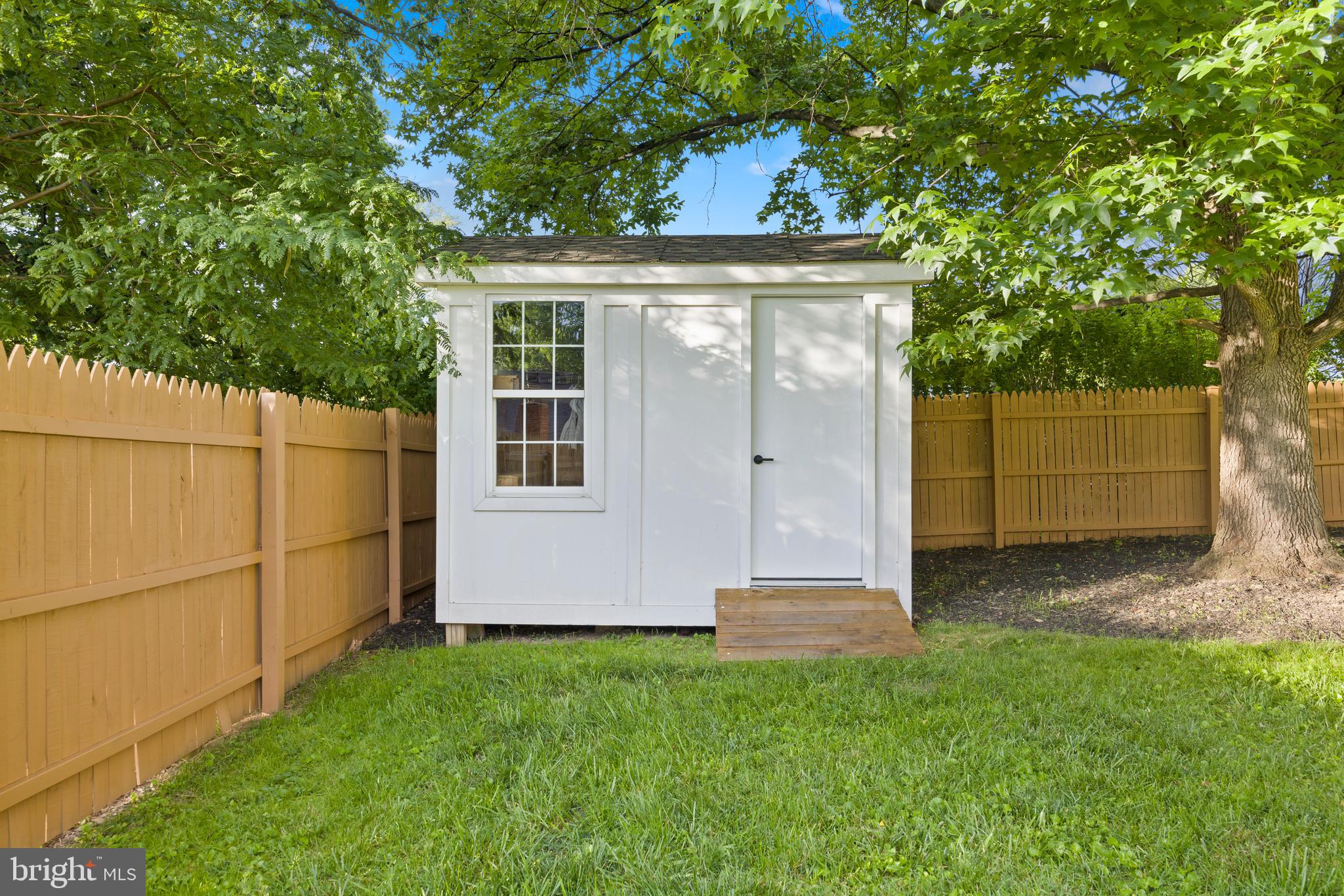 GLENMONT HILLS - Residential