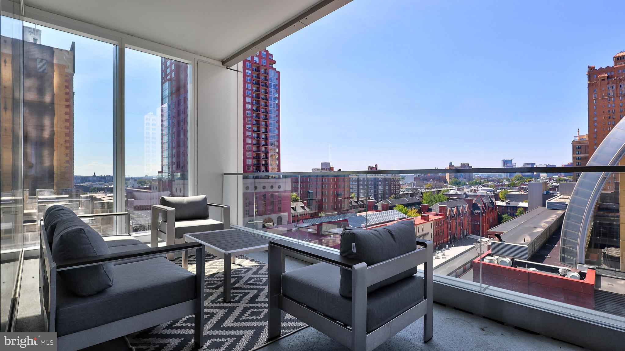 AVENUE OF THE ARTS - Residential