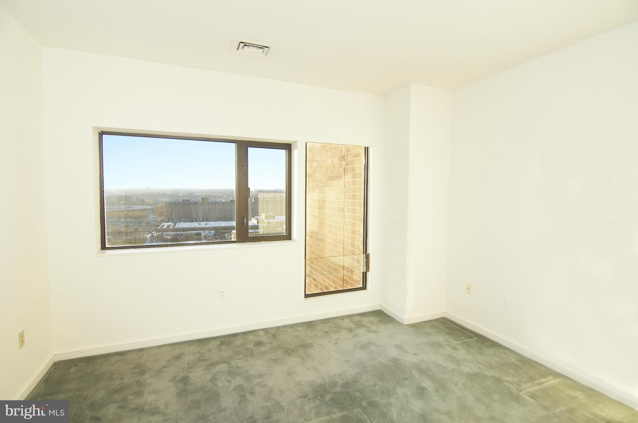 INNER HARBOR - Residential Lease