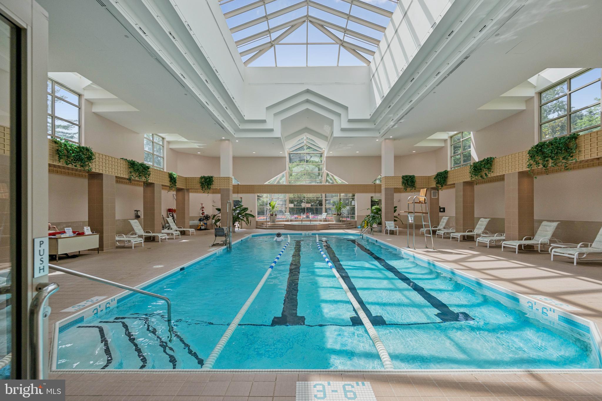 SOMERSET HOUSE CONDOS - Residential