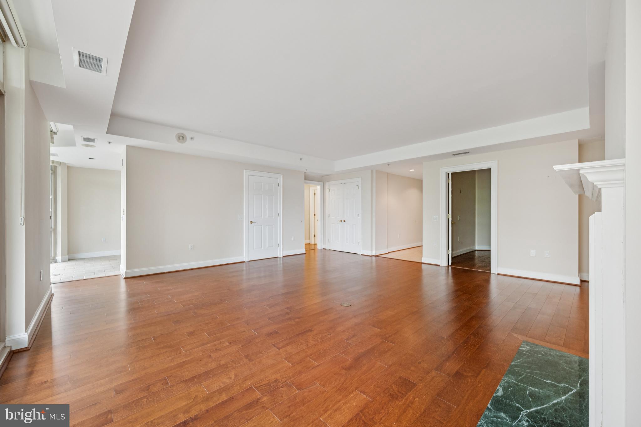 SOMERSET HOUSE CONDOS - Residential