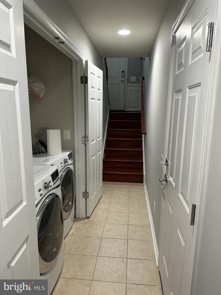 BRAMBLETON LANDBAY 2 - Residential Lease