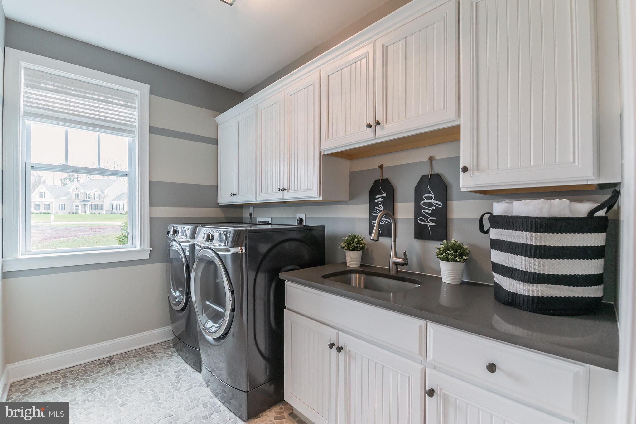 LAUREL CROSSING - Residential