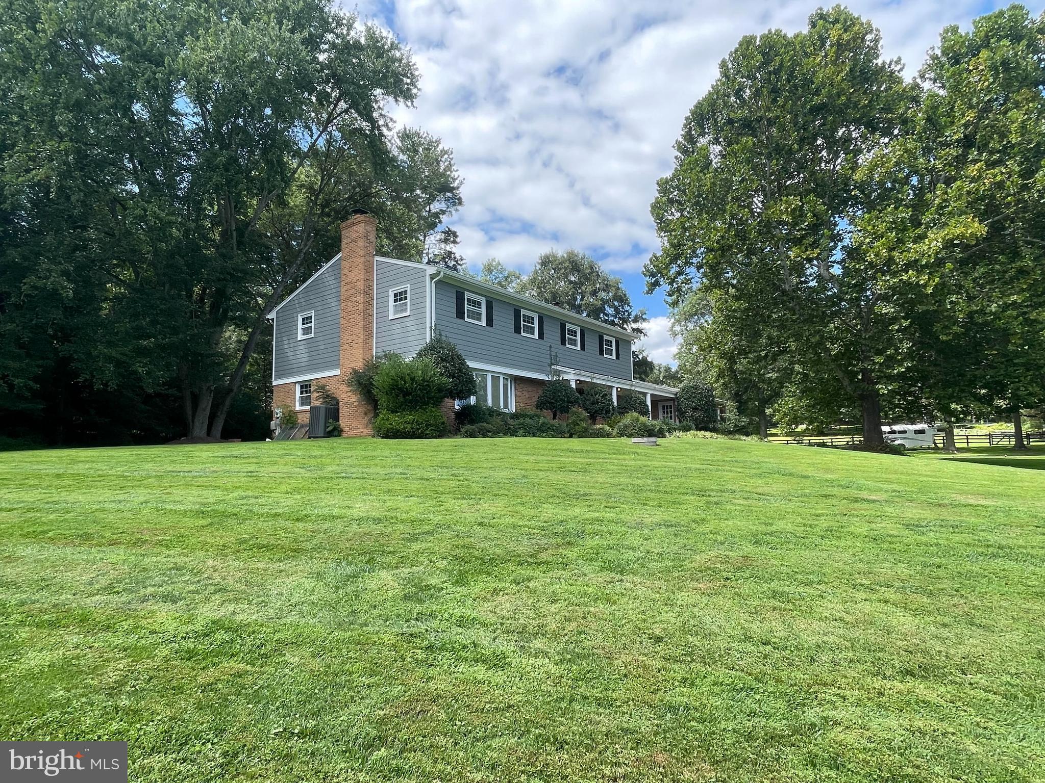 FOX LAKE - Residential