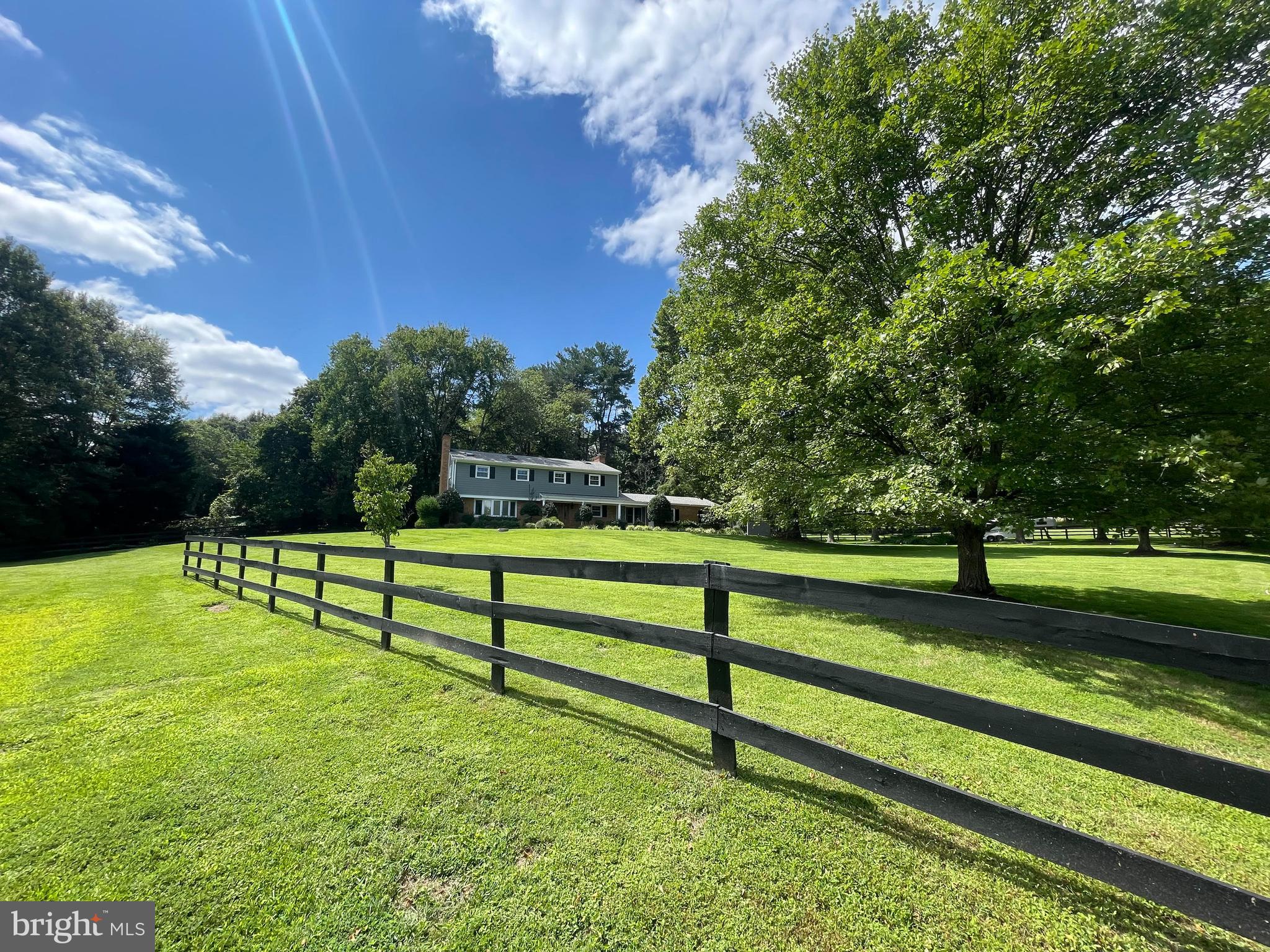 FOX LAKE - Residential