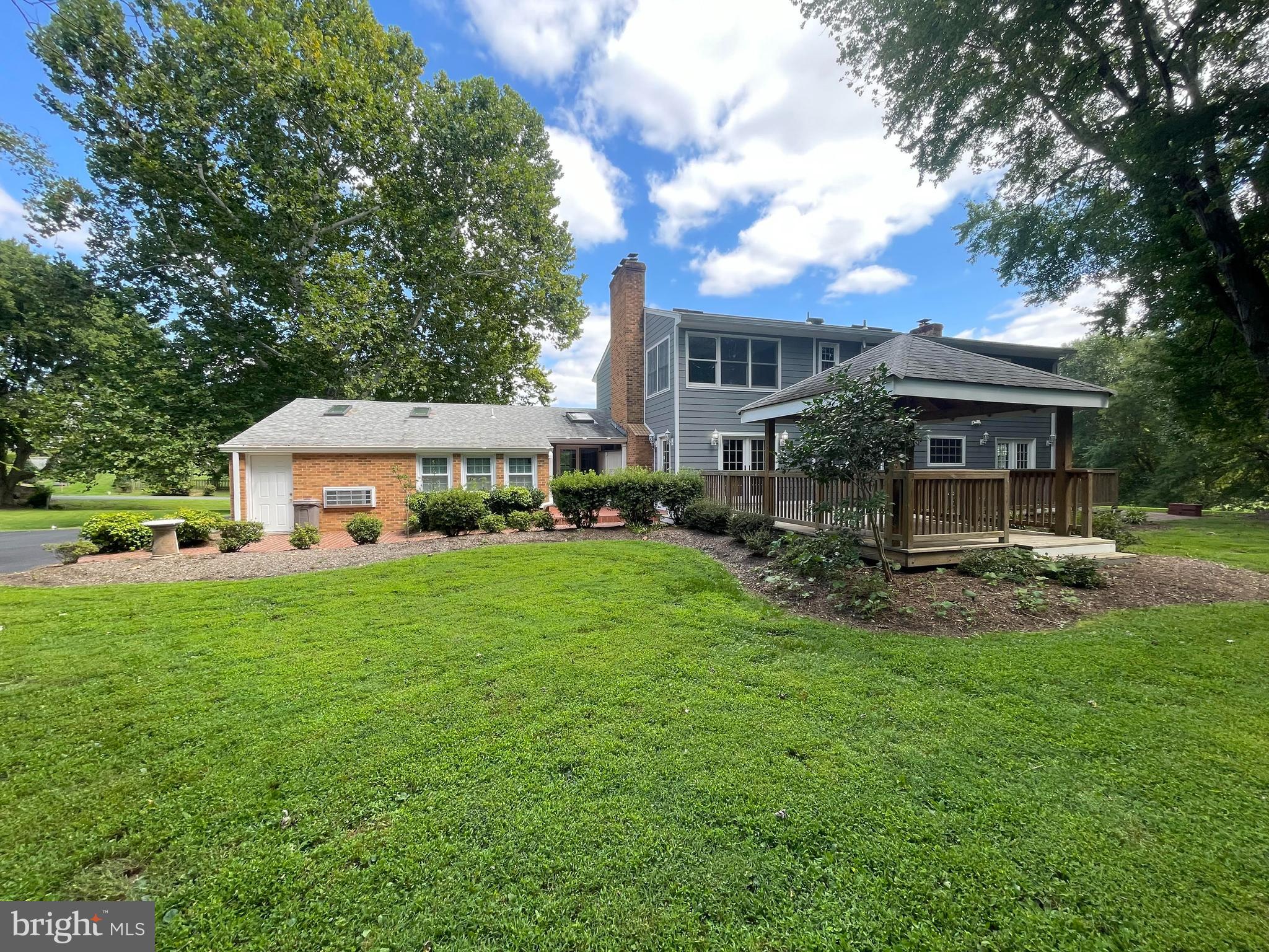 FOX LAKE - Residential