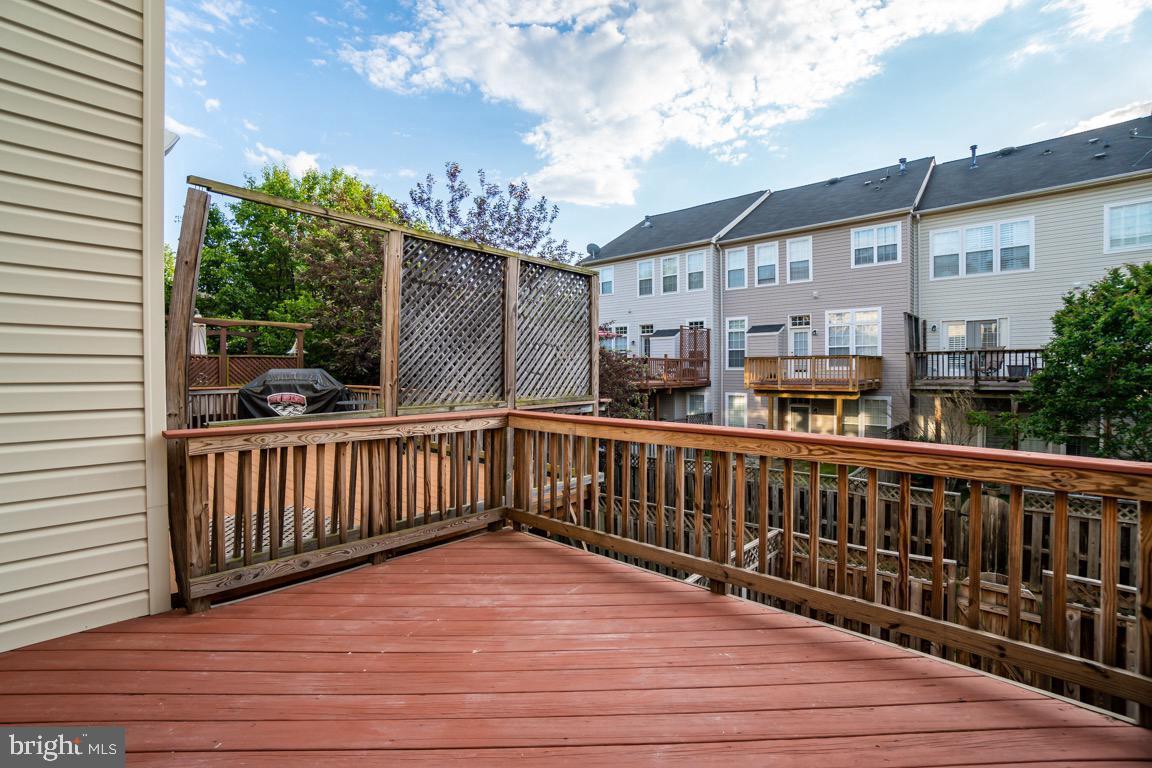 BROADLANDS SOUTH - Residential Lease
