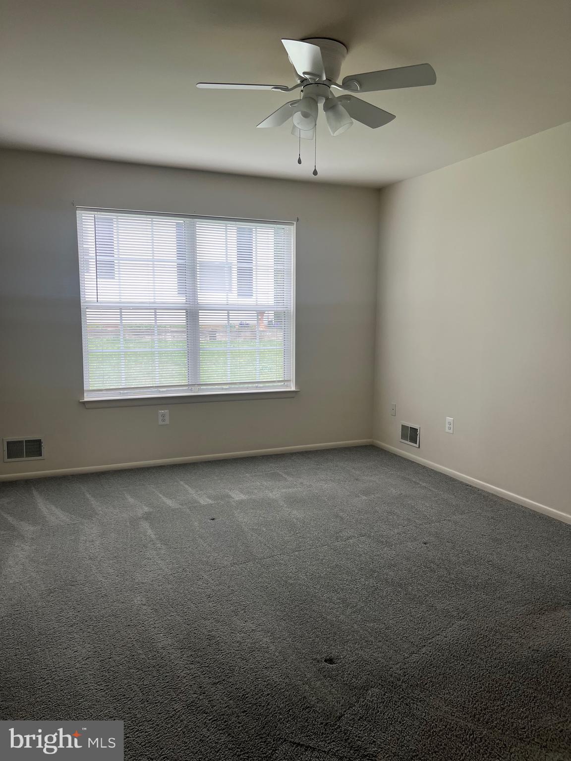 CRESTWOOD VILLAGE - Residential Lease